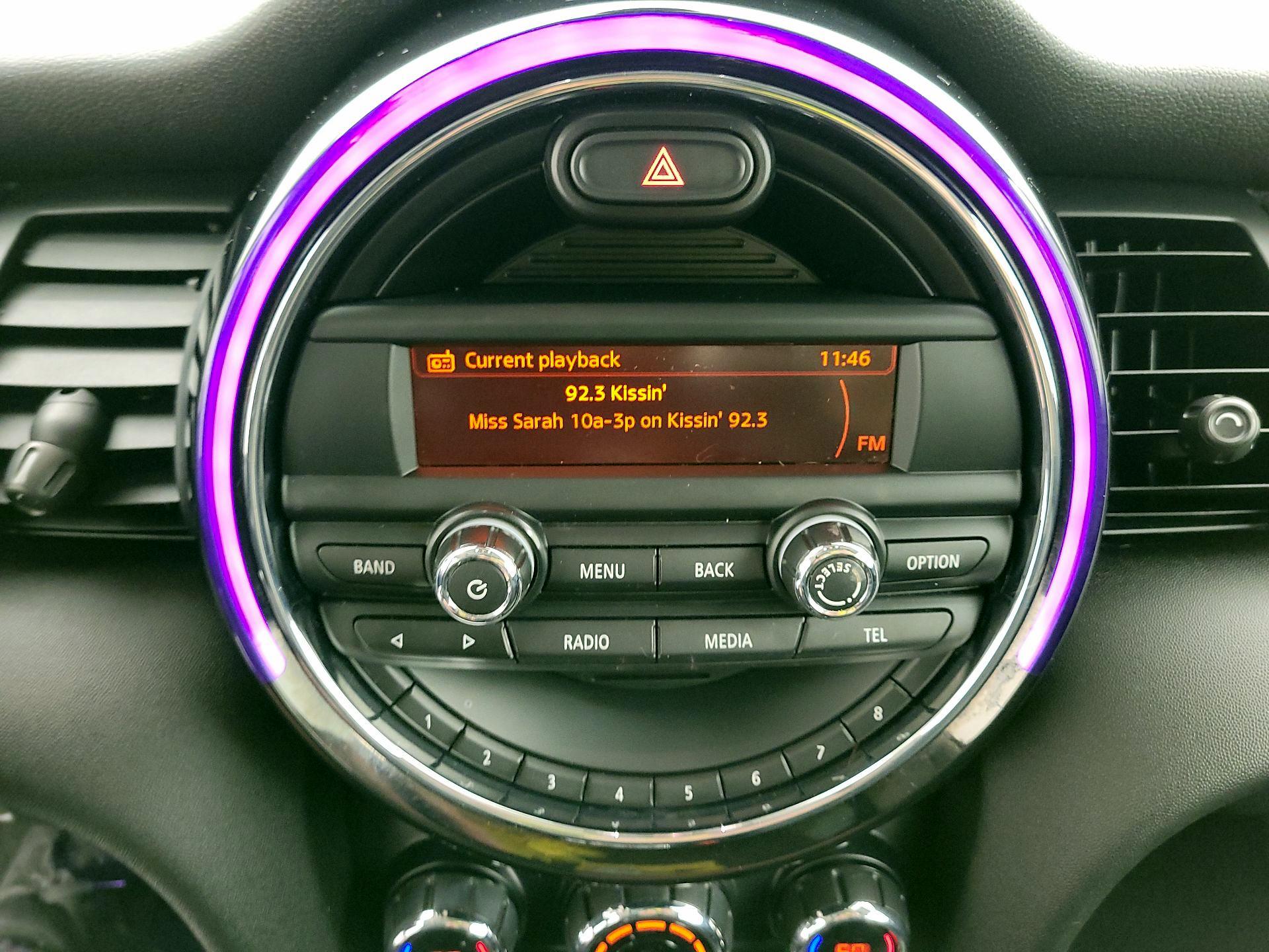 Thumbnail: 2016 MINI Cooper Hardtop - 14