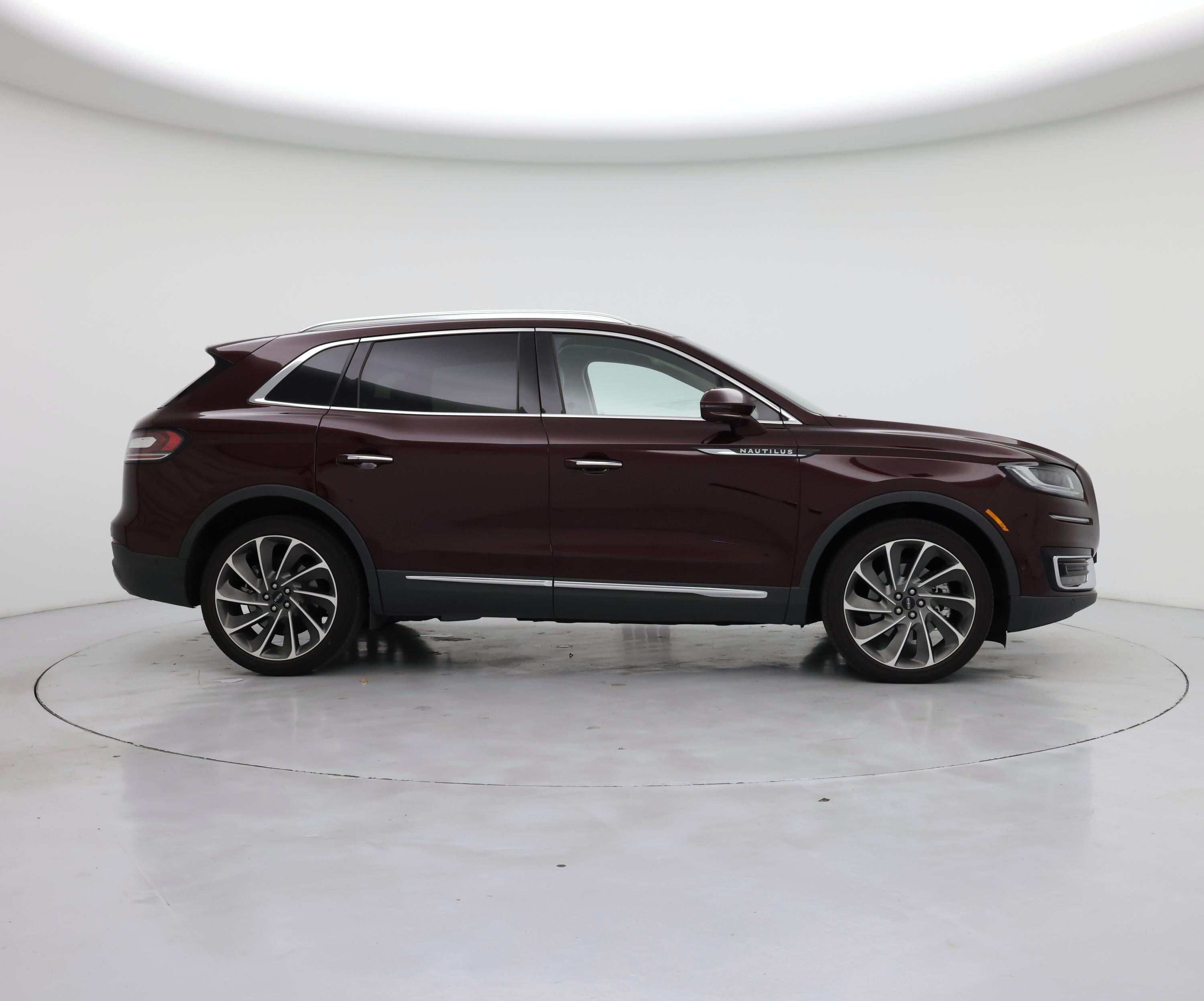 Thumbnail: 2019 Lincoln Nautilus - 7
