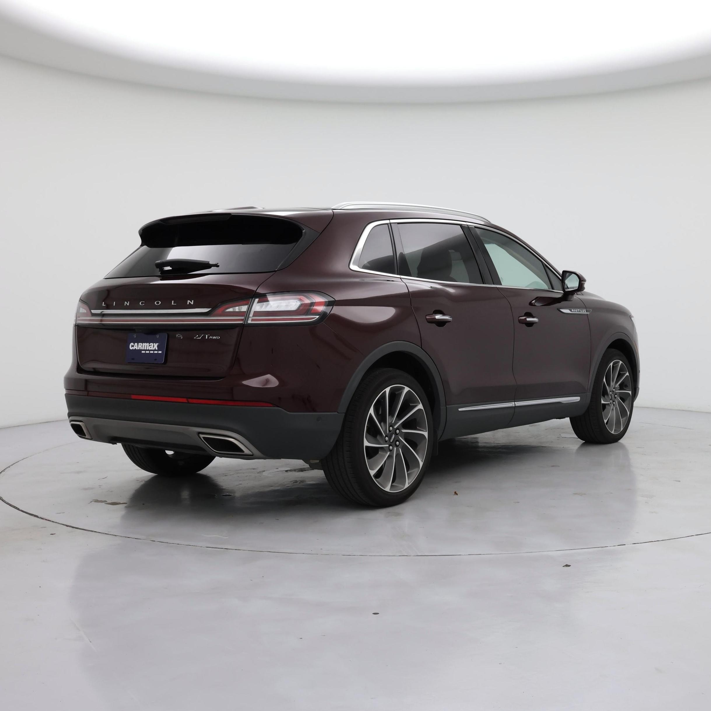Thumbnail: 2019 Lincoln Nautilus - 8