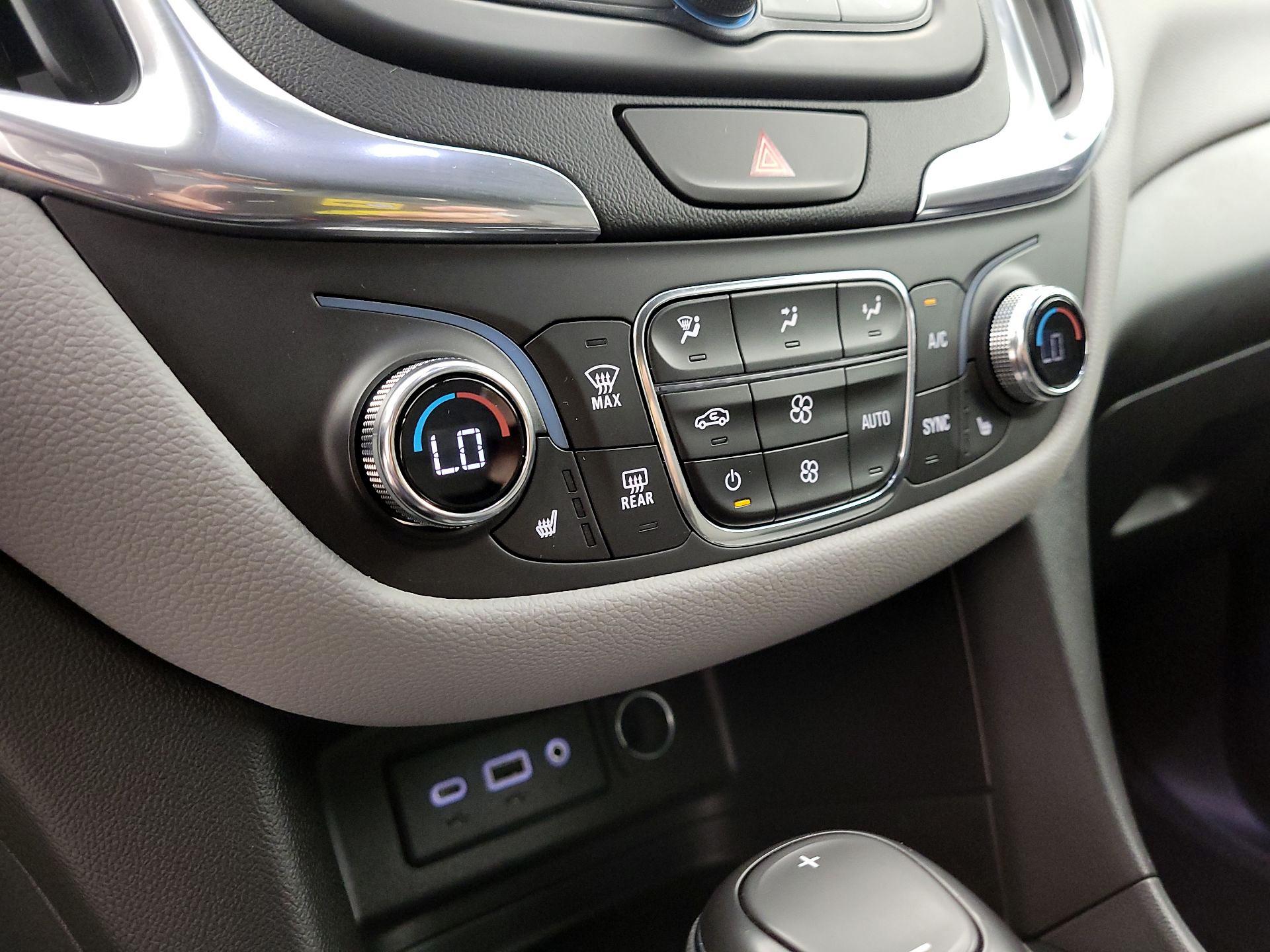 Thumbnail: 2021 Chevrolet Equinox - 16