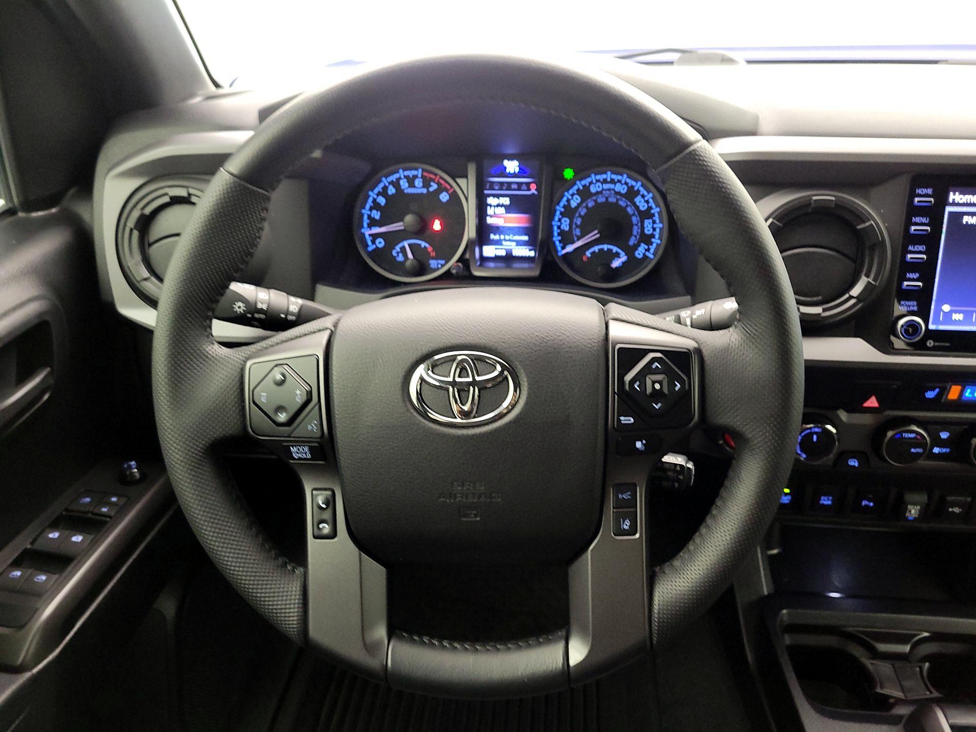 Thumbnail: 2022 Toyota Tacoma - 10