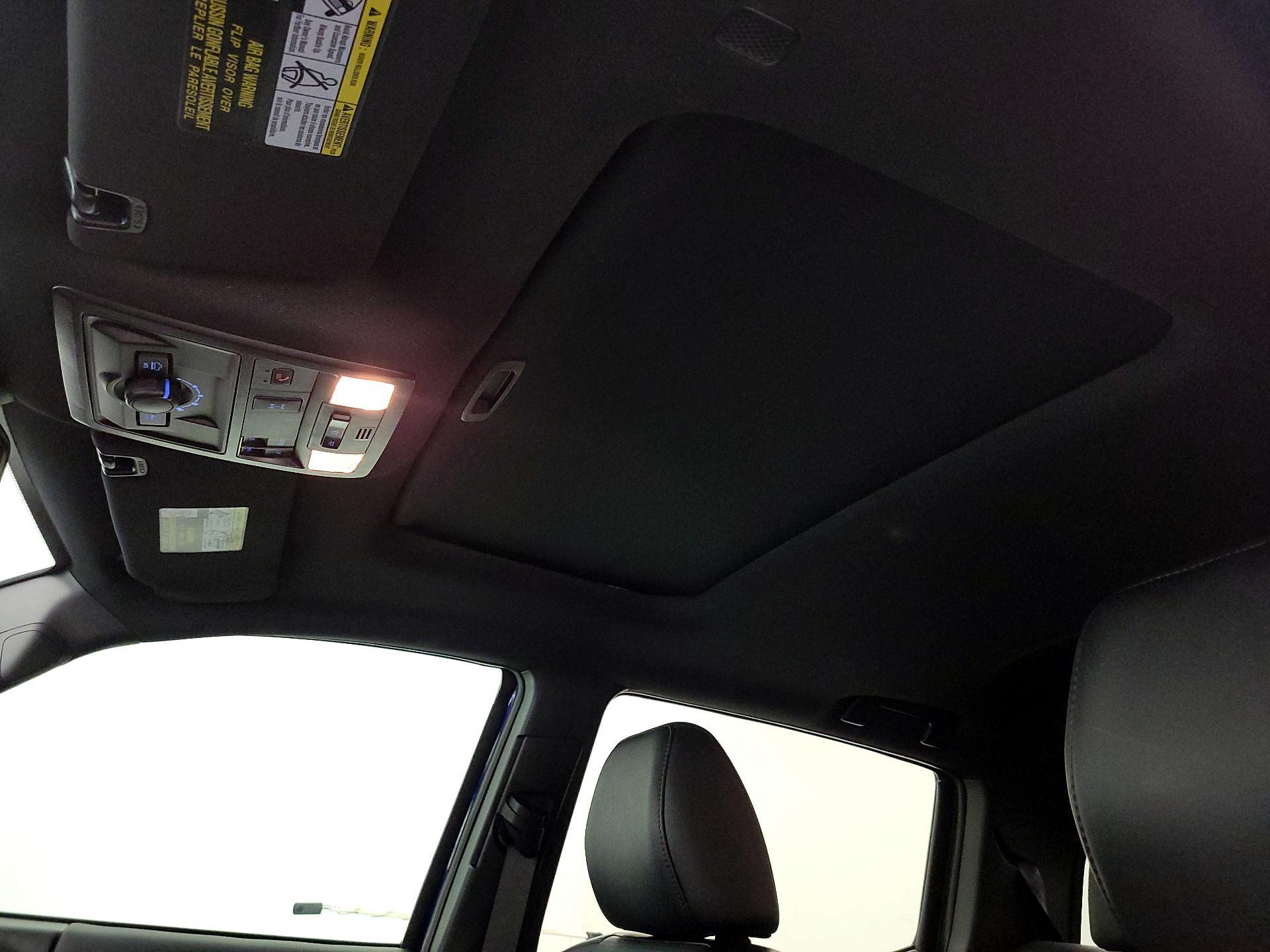 Thumbnail: 2022 Toyota Tacoma - 20