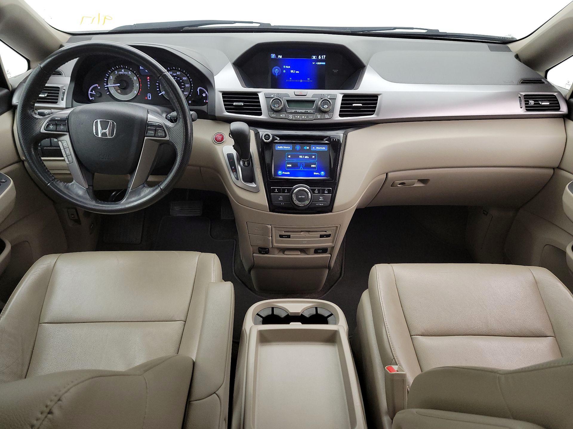 Thumbnail: 2015 Honda Odyssey - 9