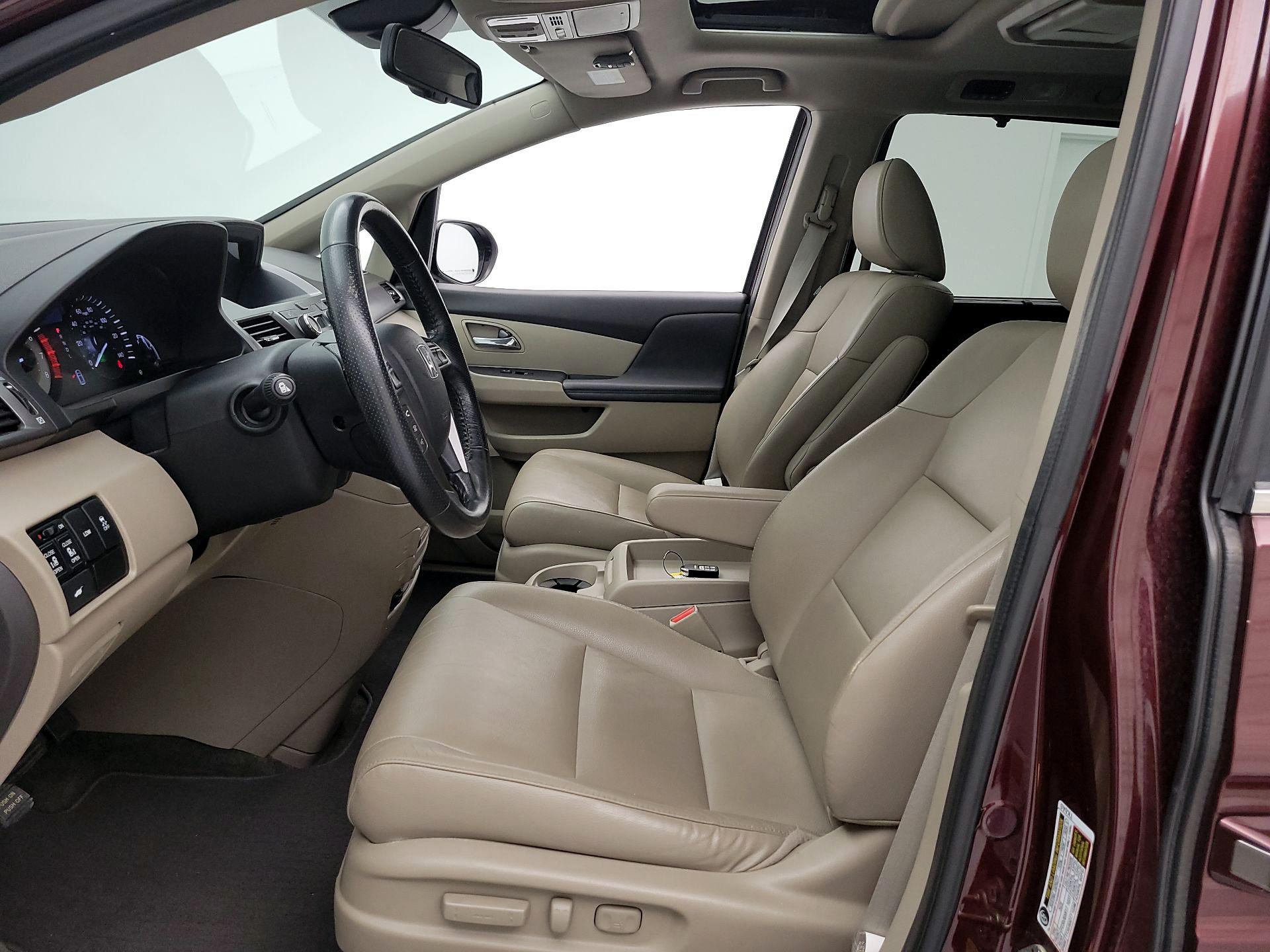 Thumbnail: 2015 Honda Odyssey - 11