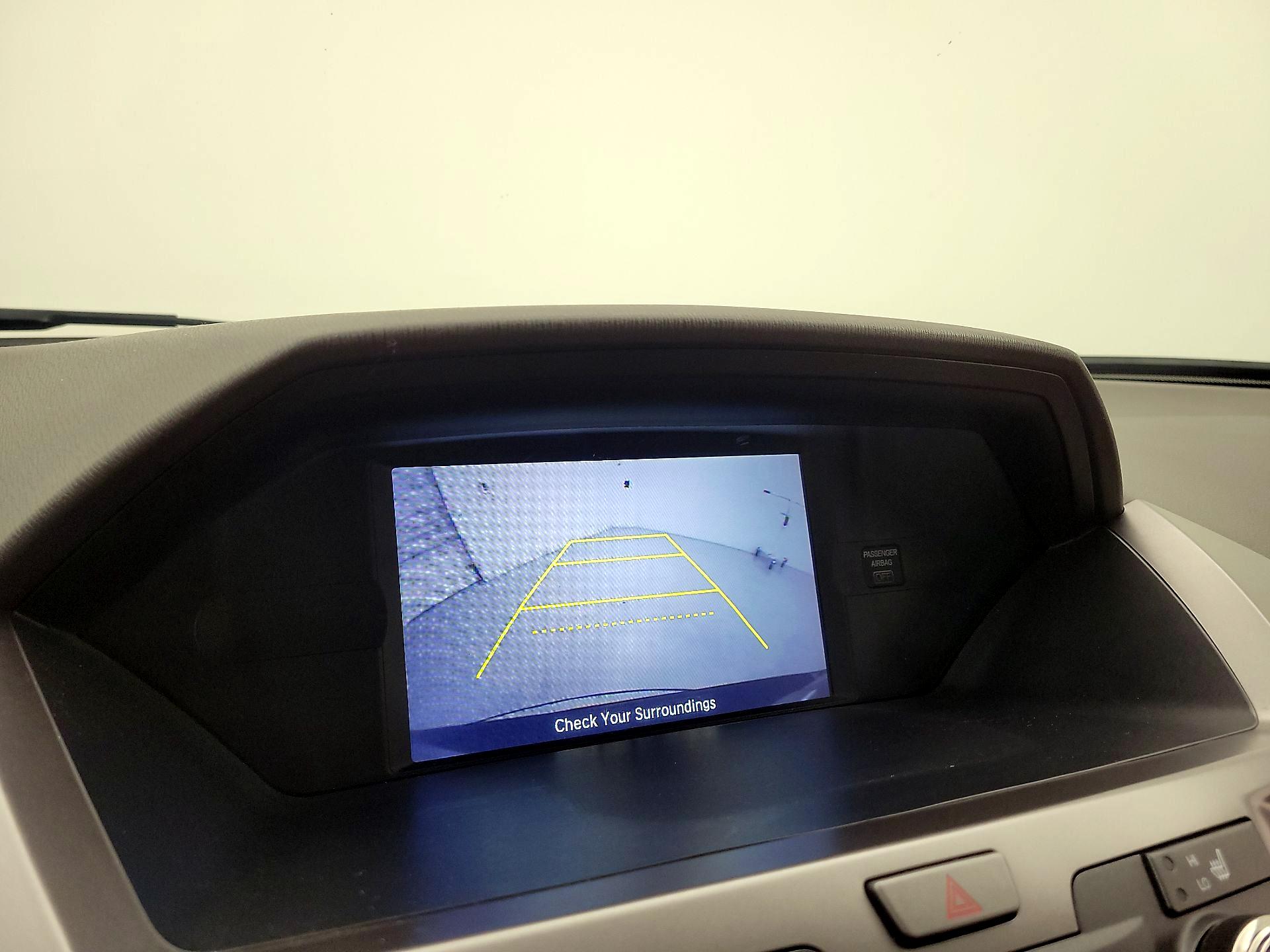 Thumbnail: 2015 Honda Odyssey - 14
