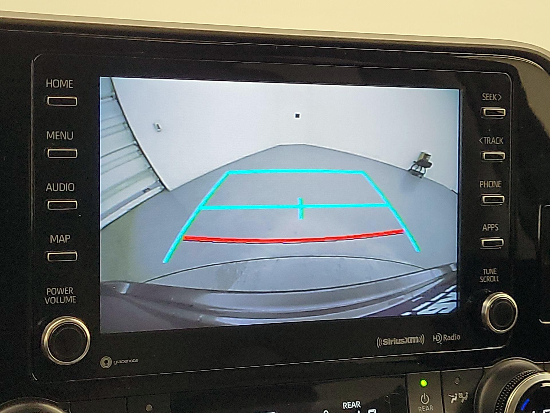 Thumbnail: 2022 Toyota Highlander - 15