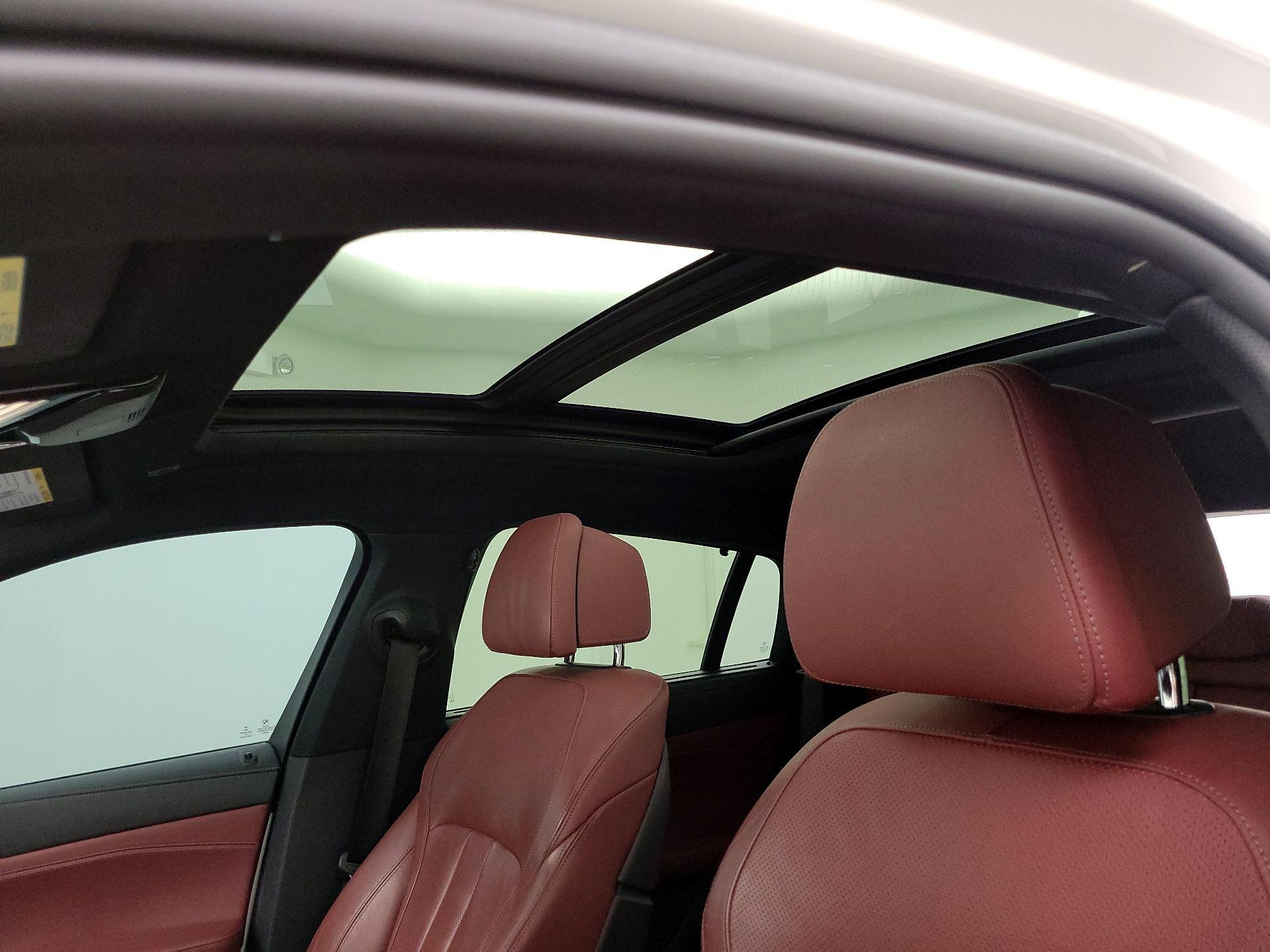 Thumbnail: 2021 BMW X6 - 20
