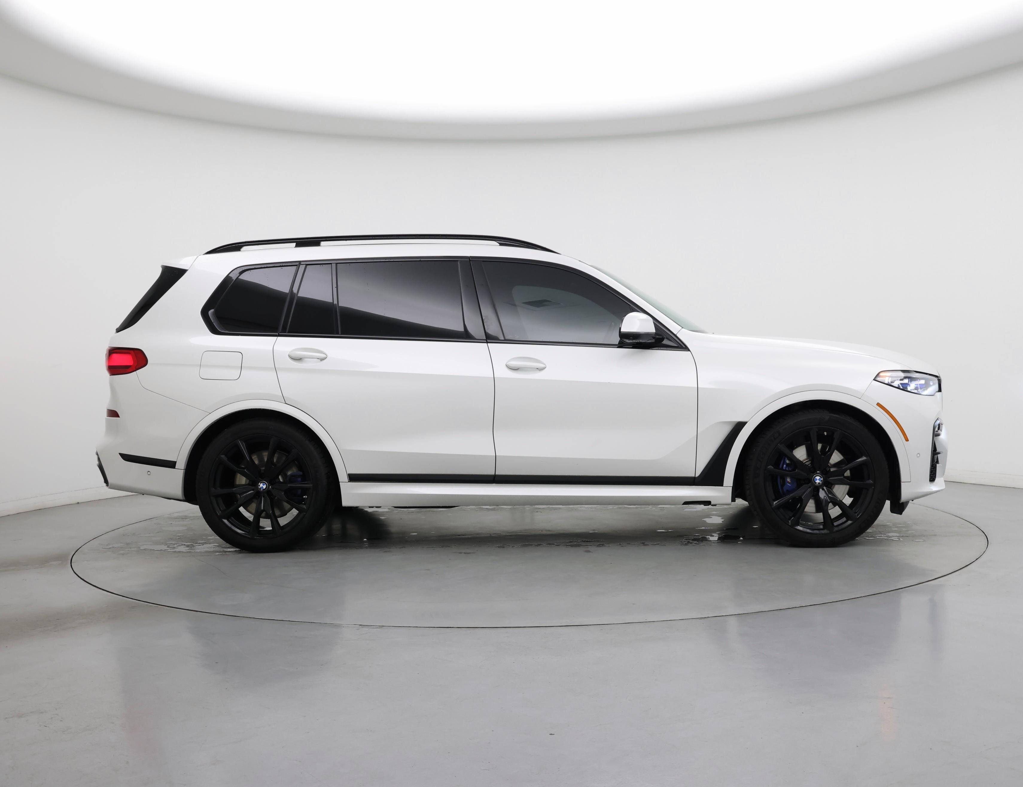 Thumbnail: 2022 BMW X7 - 7