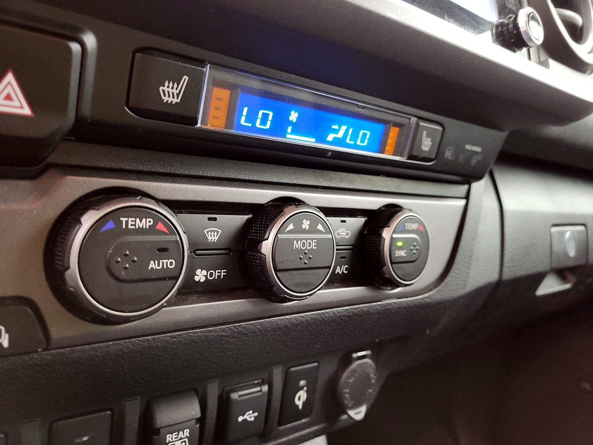 Thumbnail: 2023 Toyota Tacoma - 17