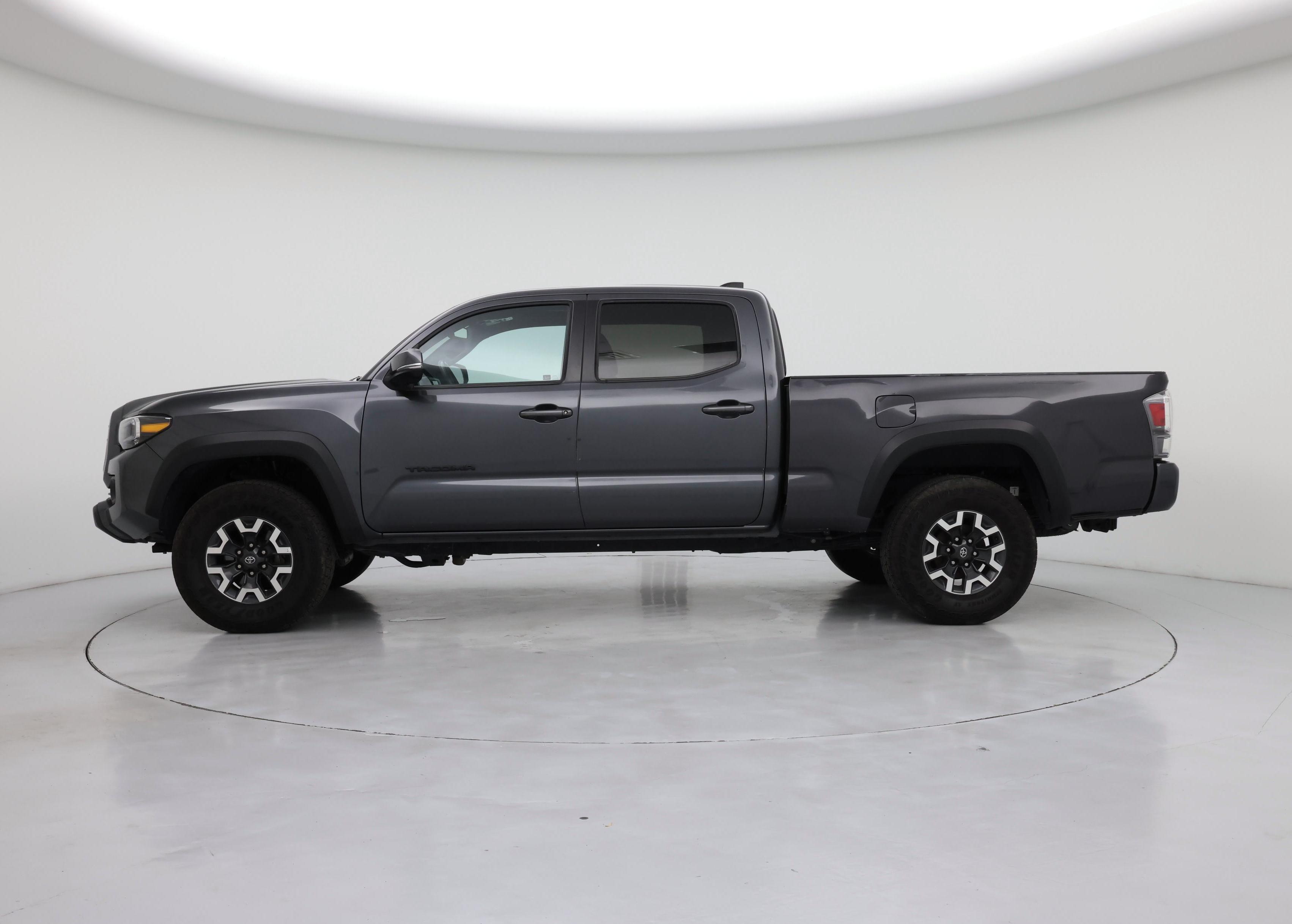 Thumbnail: 2023 Toyota Tacoma - 3