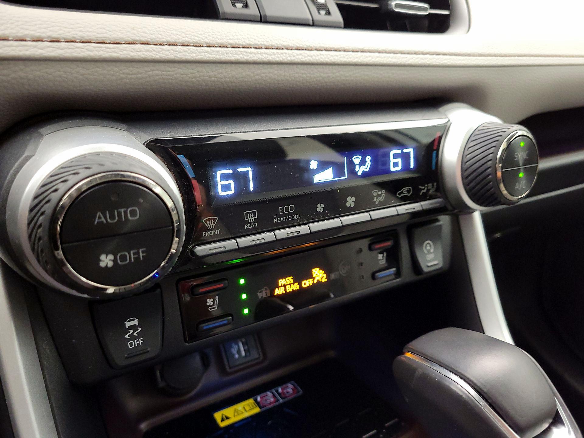 Thumbnail: 2024 Toyota RAV4 - 16