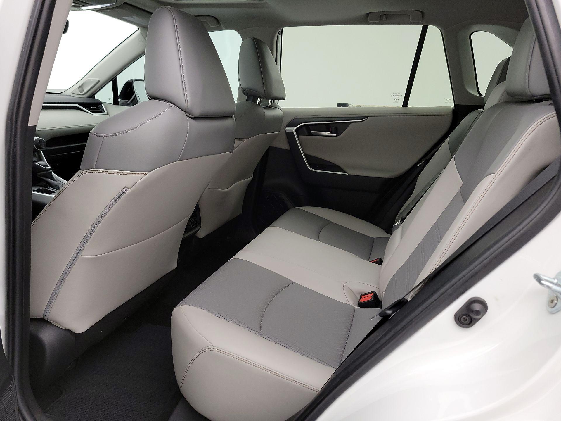 Thumbnail: 2024 Toyota RAV4 - 20