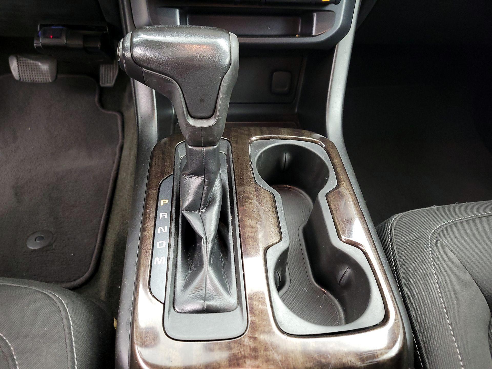 Thumbnail: 2016 GMC Canyon - 17