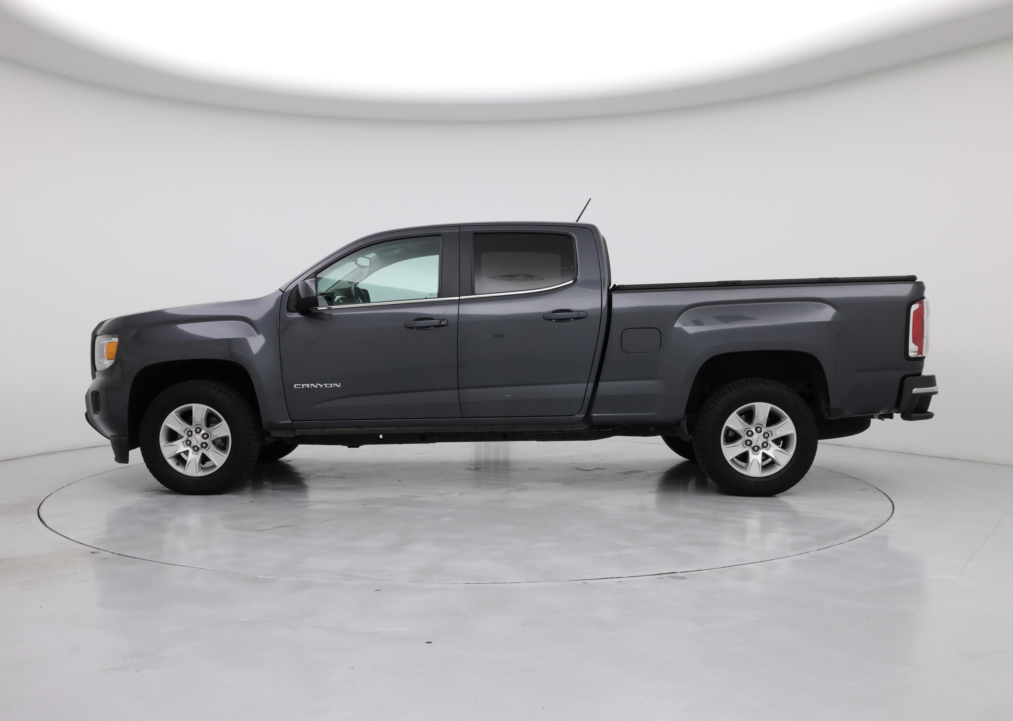Thumbnail: 2016 GMC Canyon - 3