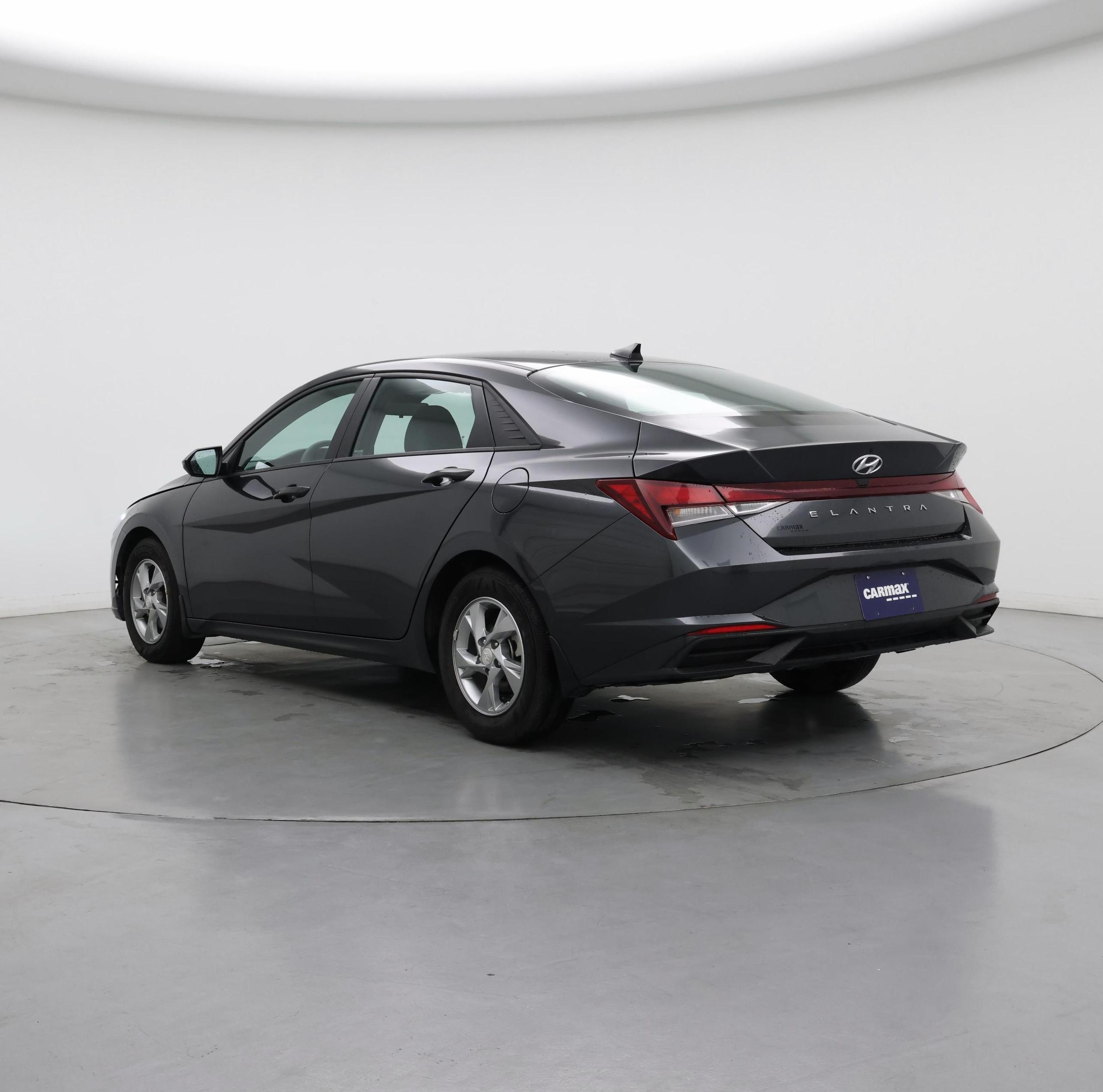 Thumbnail: 2022 Hyundai Elantra - 2