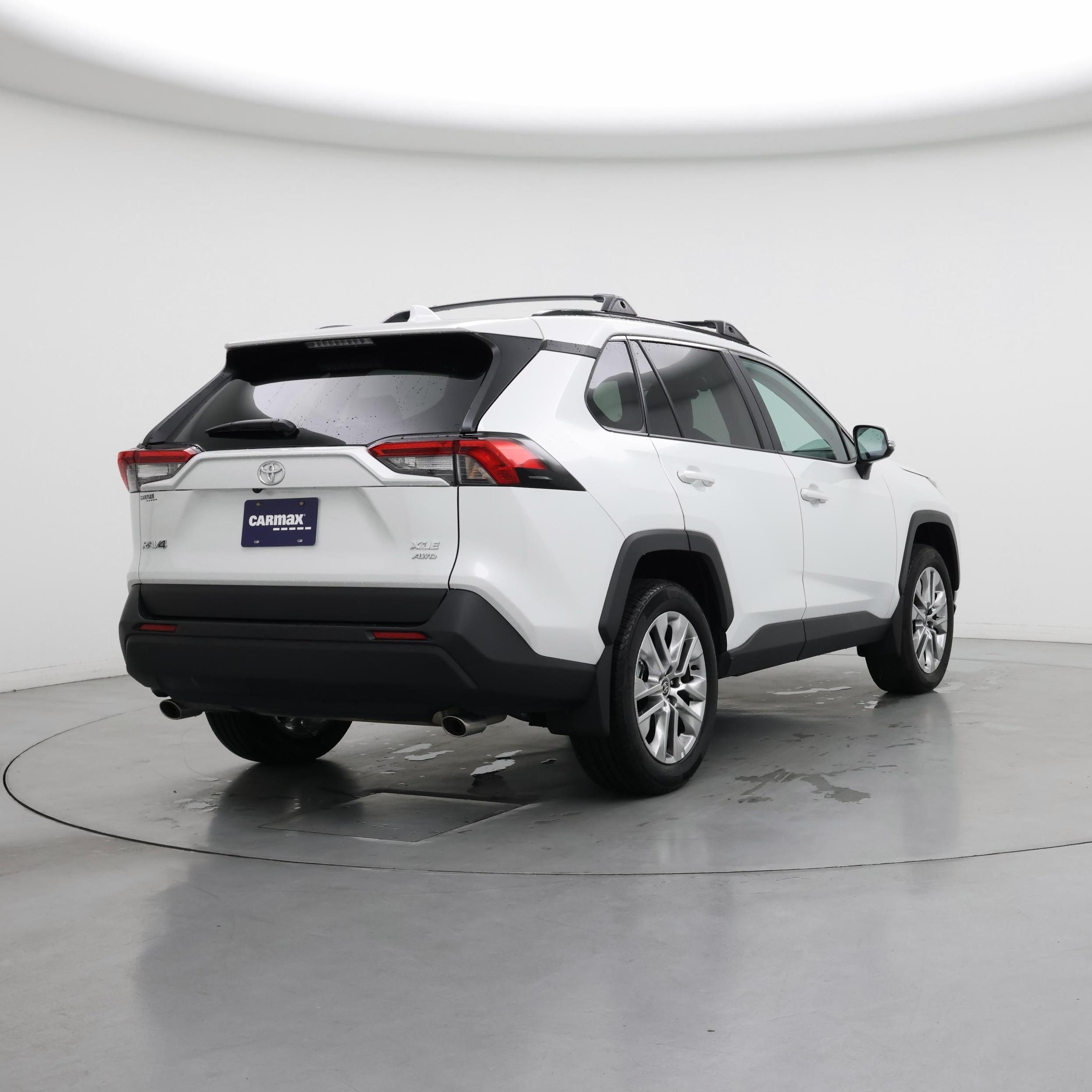 Thumbnail: 2025 Toyota RAV4 - 8