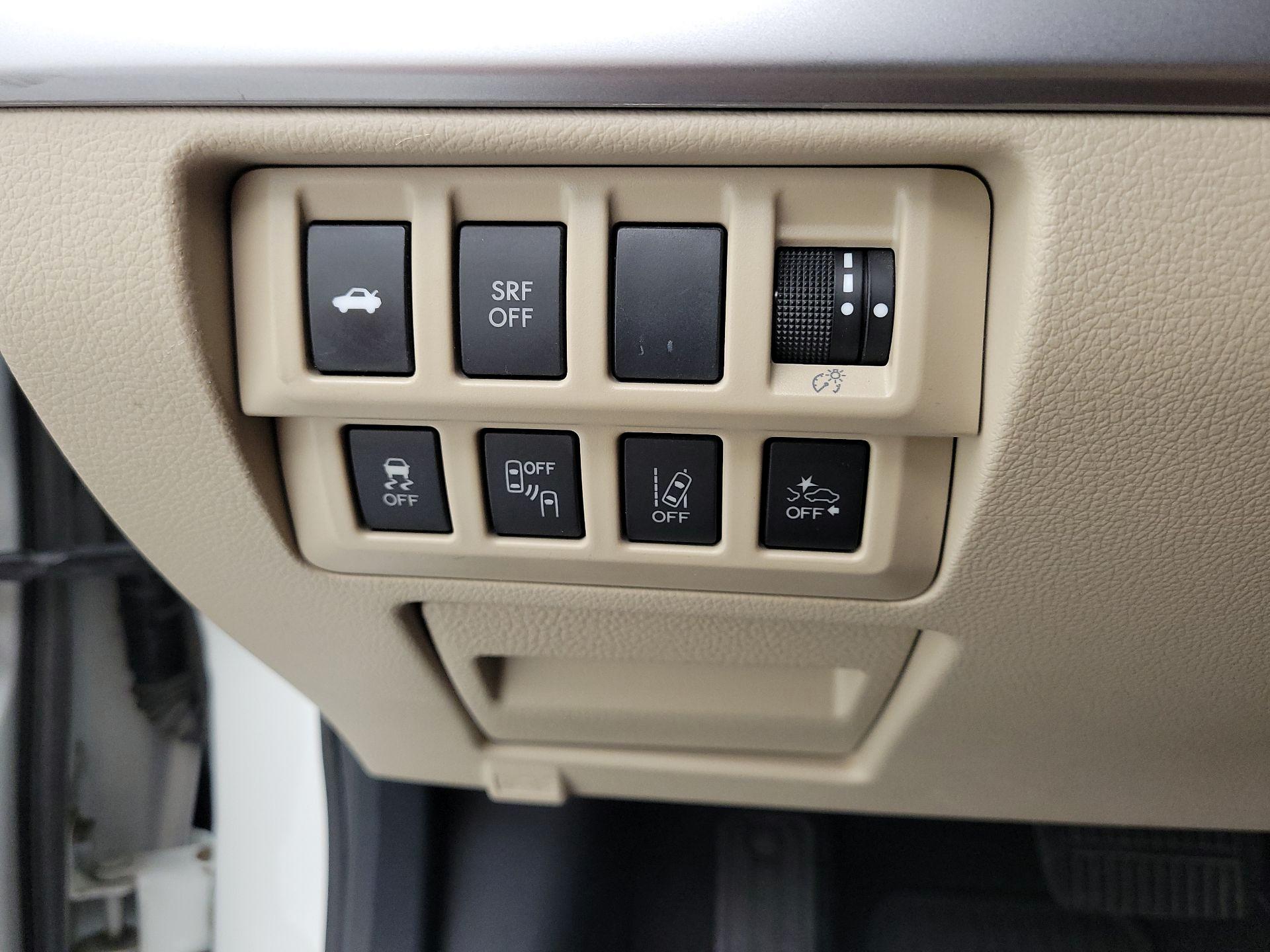 Thumbnail: 2015 Subaru Legacy - 13