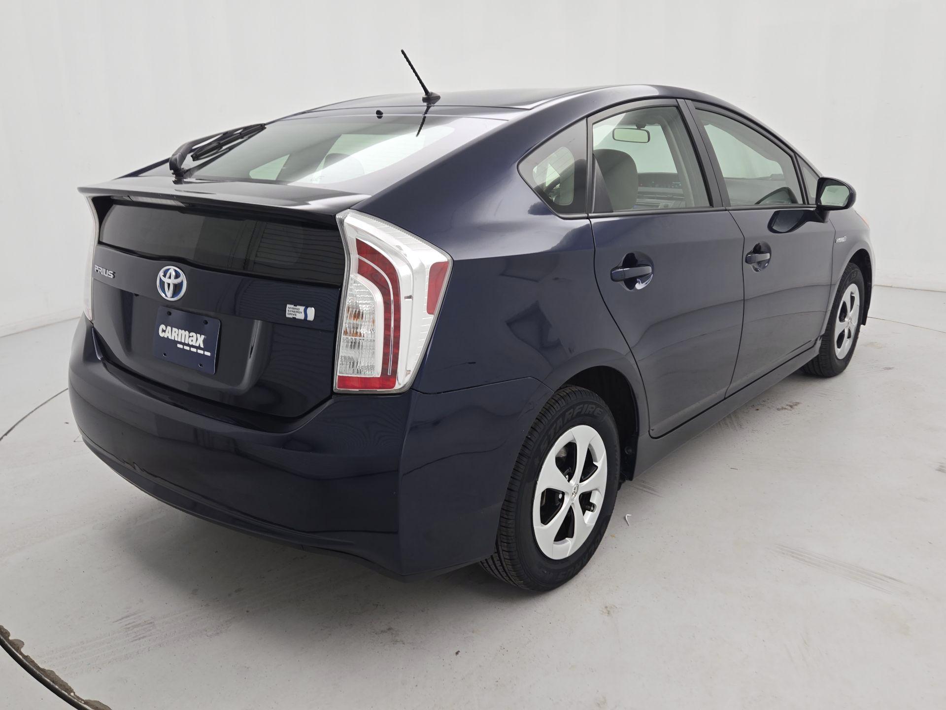 Thumbnail: 2014 Toyota Prius - 5