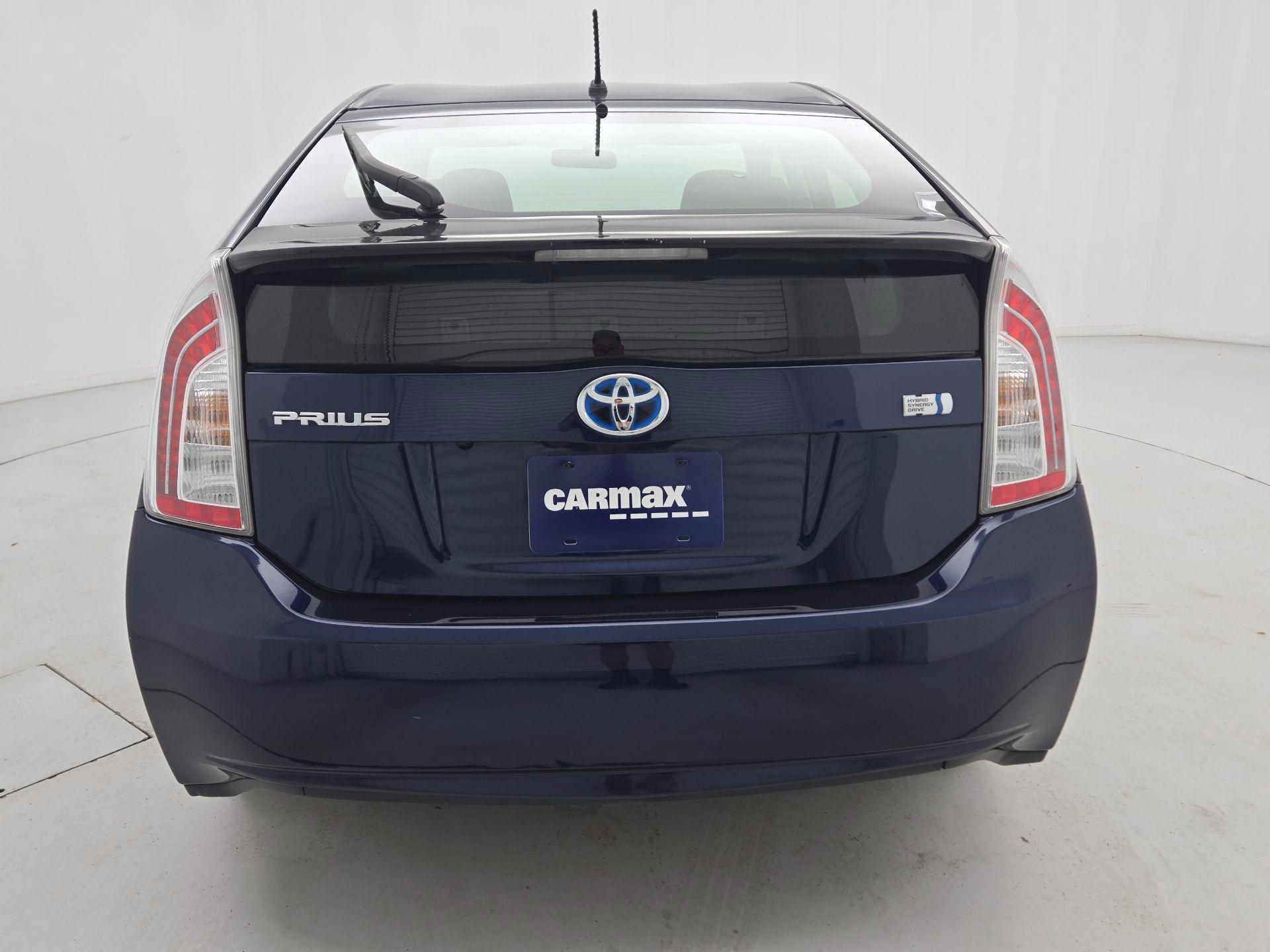 Thumbnail: 2014 Toyota Prius - 6