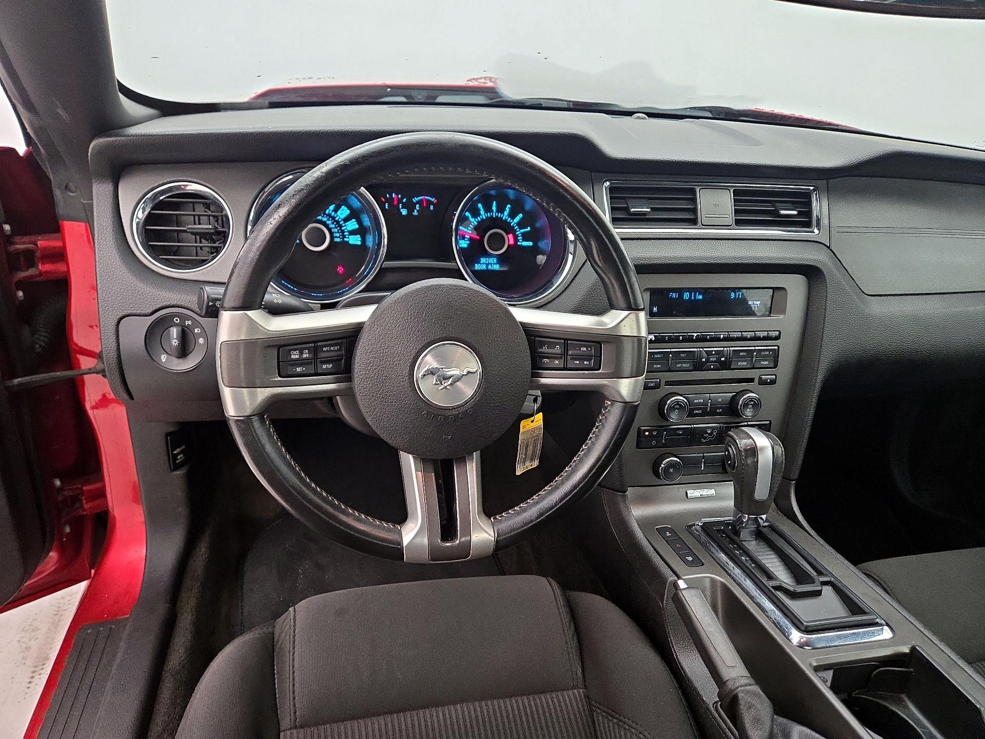 Thumbnail: 2013 Ford Mustang - 10