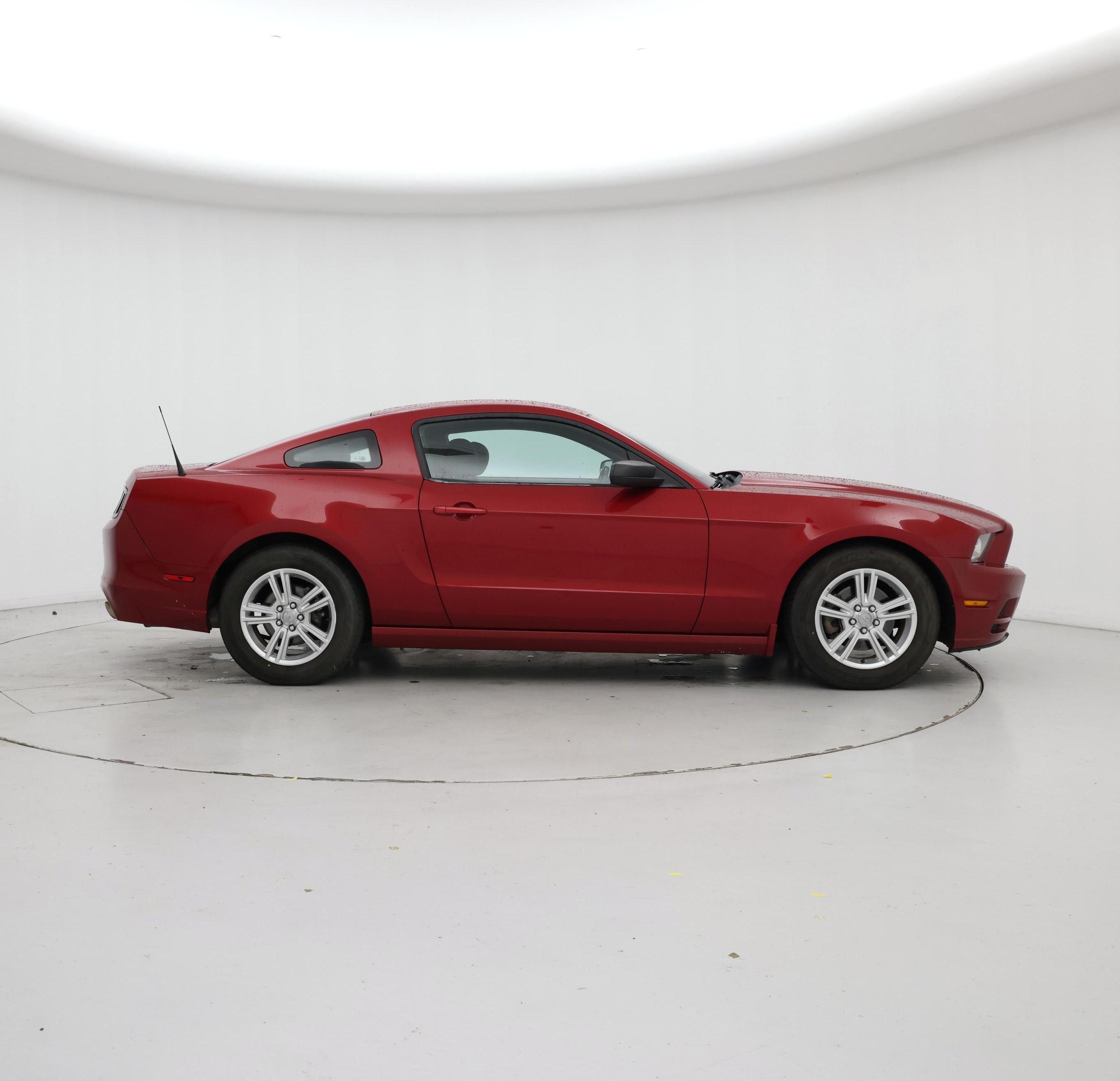 Thumbnail: 2013 Ford Mustang - 7