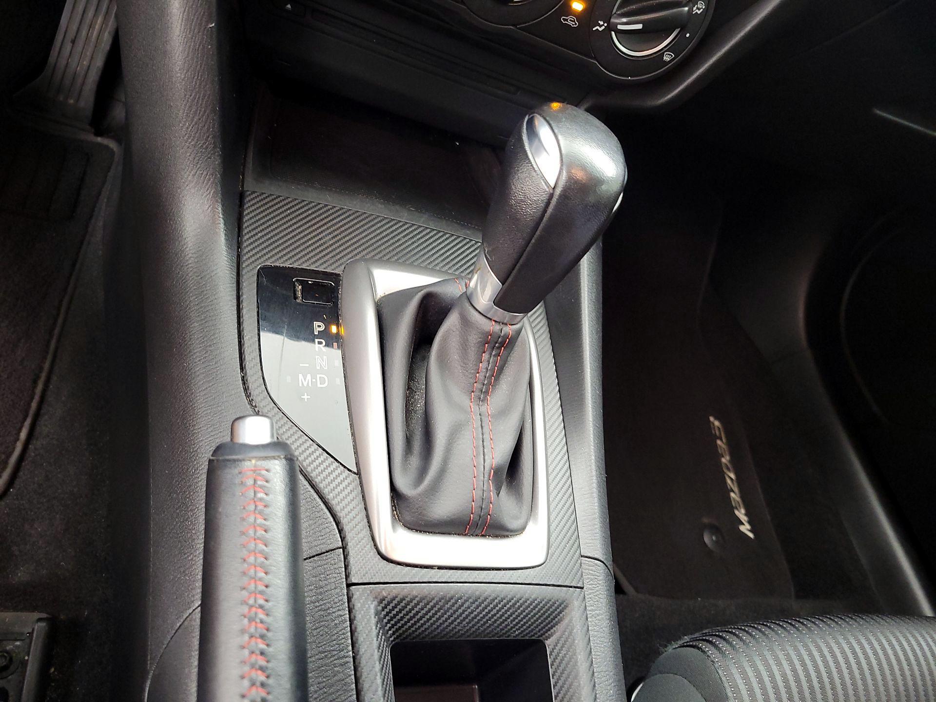 Thumbnail: 2014 Mazda Mazda3 - 15