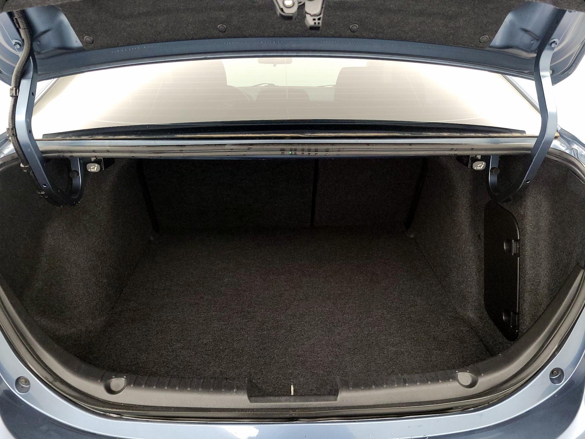 Thumbnail: 2014 Mazda Mazda3 - 17