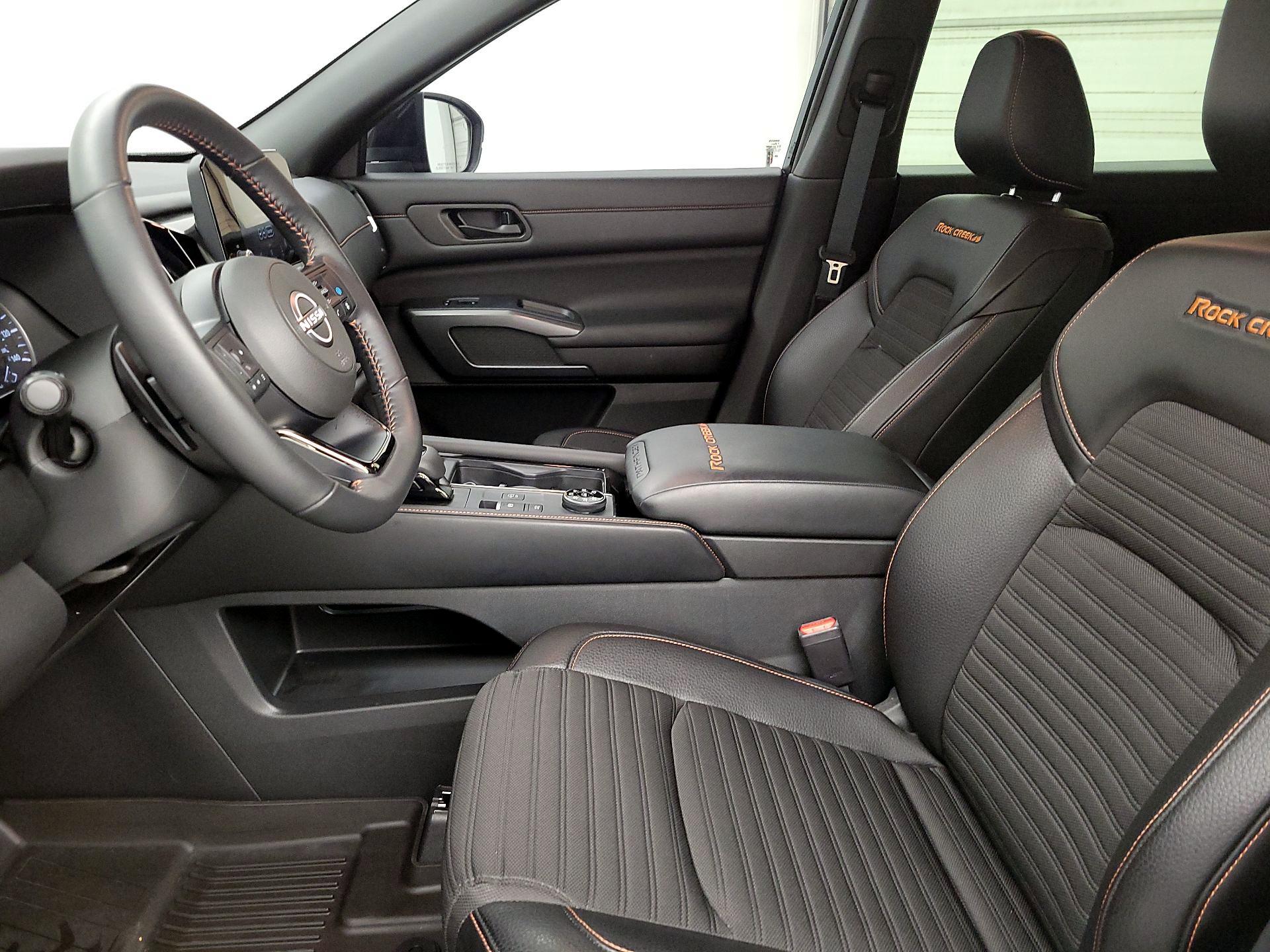 Thumbnail: 2024 Nissan Pathfinder - 11