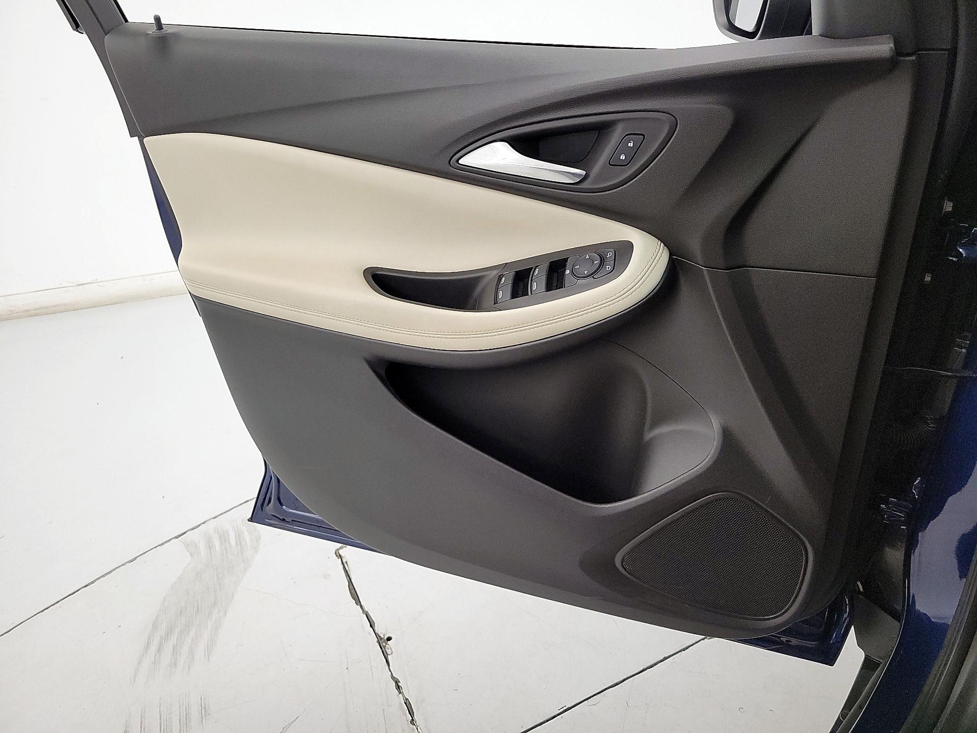 Thumbnail: 2023 Buick Encore GX - 12