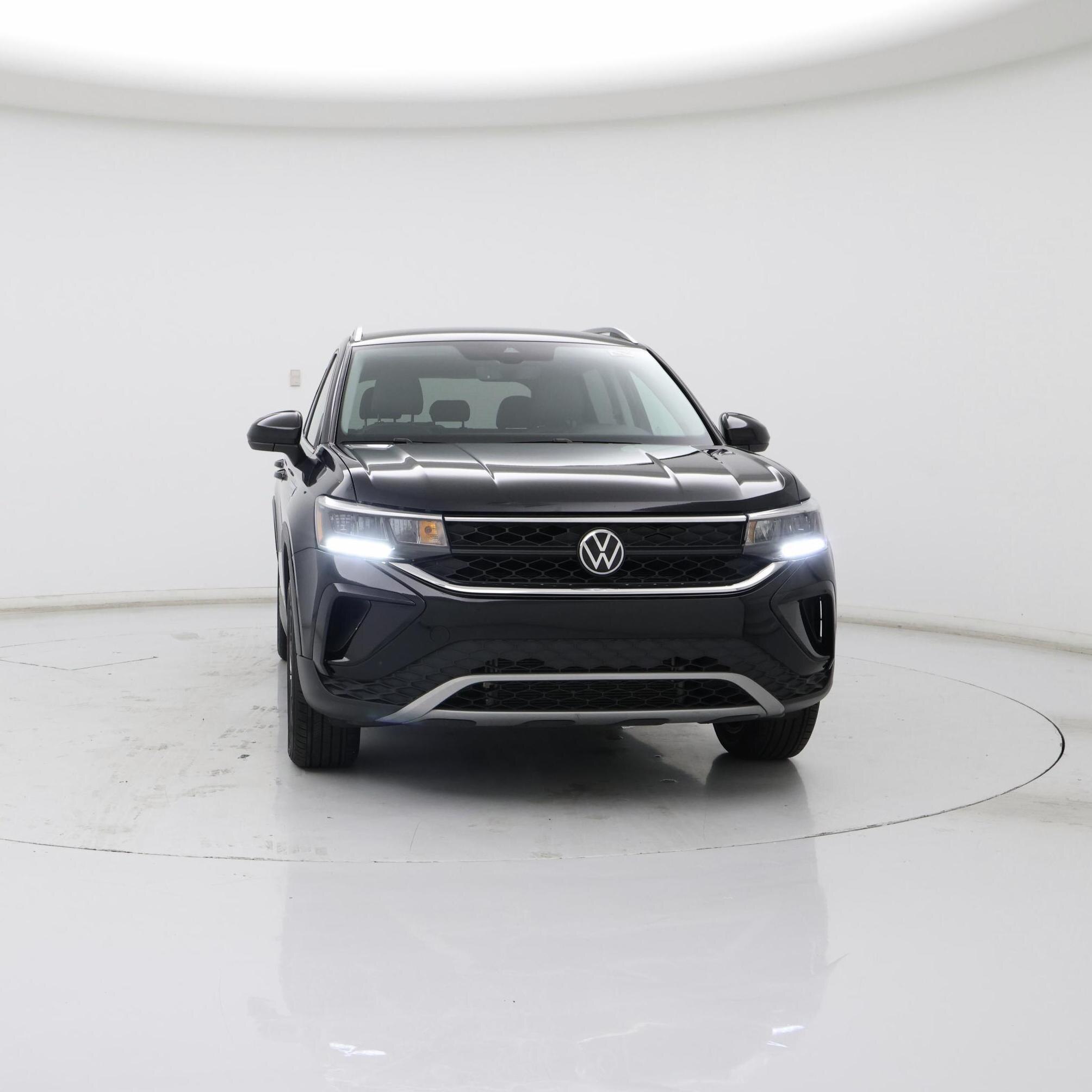 Thumbnail: 2023 Volkswagen Taos - 5