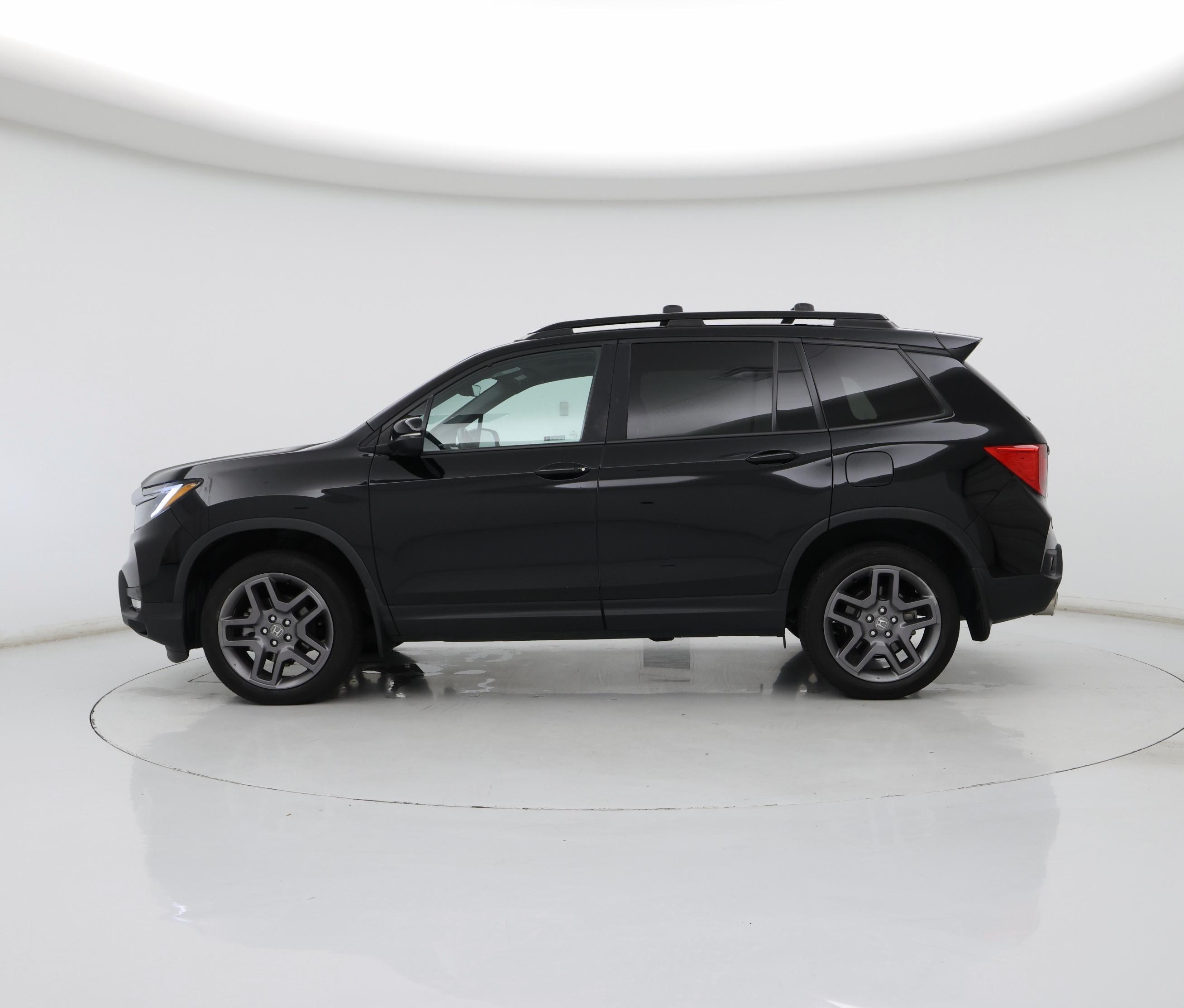 Thumbnail: 2023 Honda Passport - 3