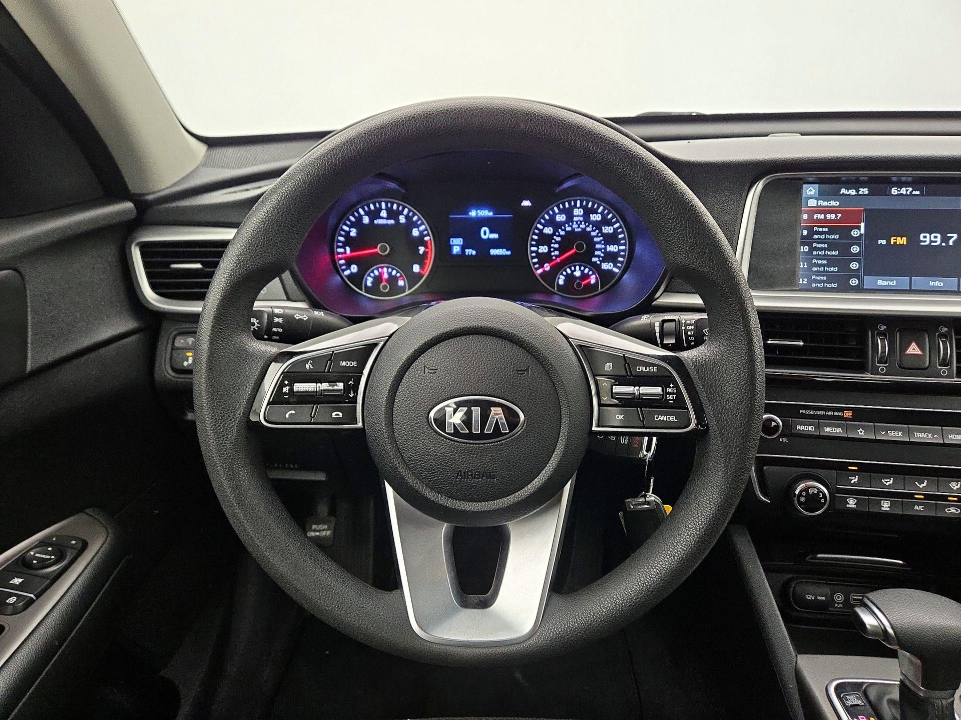 Thumbnail: 2019 Kia Optima - 10