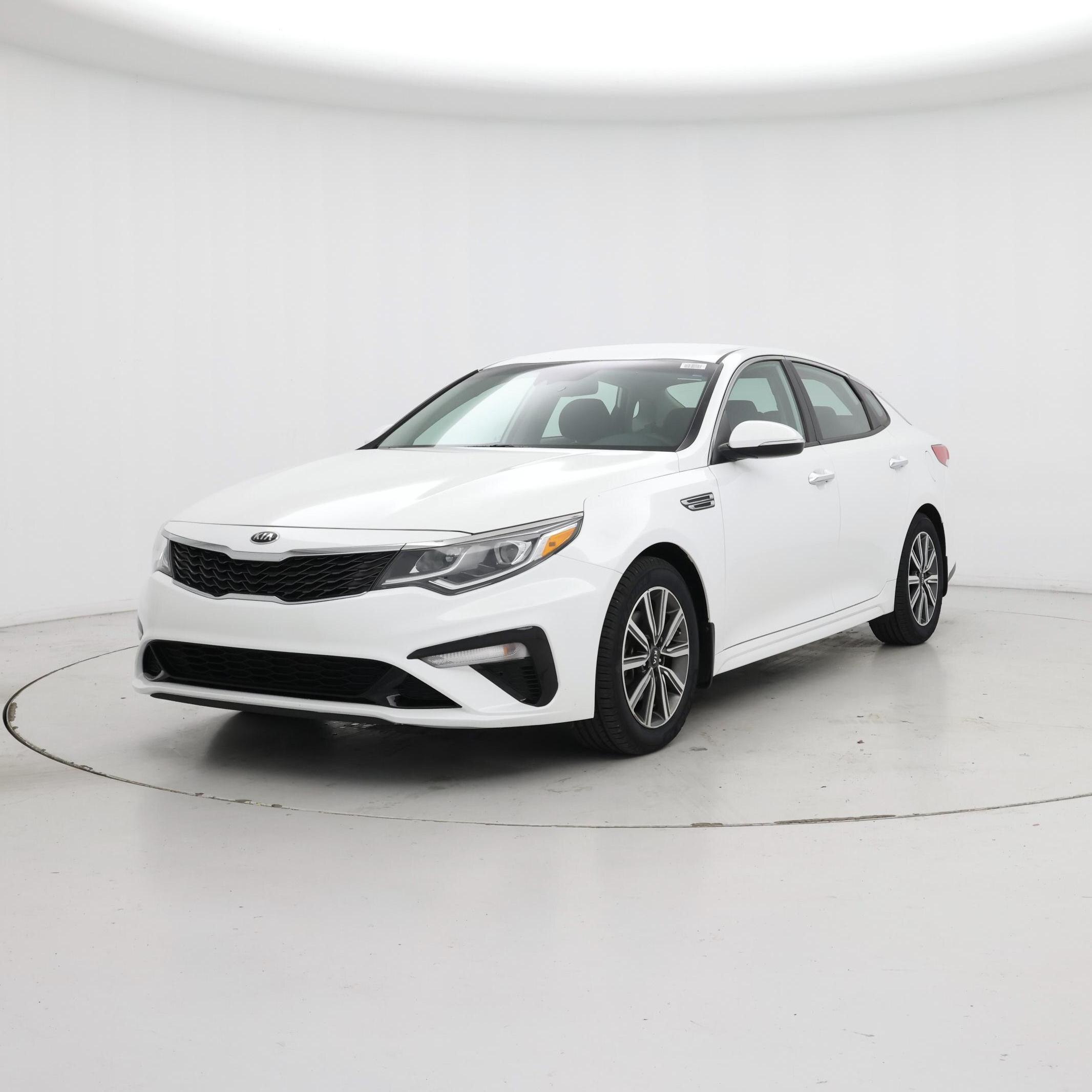 Thumbnail: 2019 Kia Optima - 4