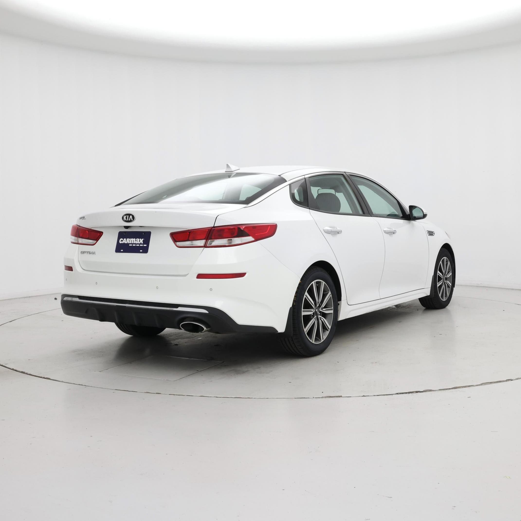 Thumbnail: 2019 Kia Optima - 8