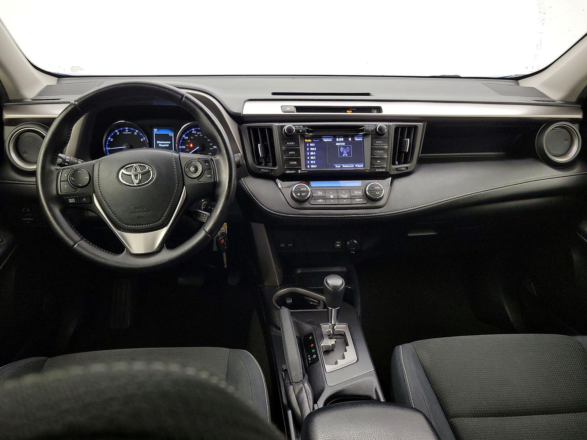 Thumbnail: 2016 Toyota RAV4 - 9