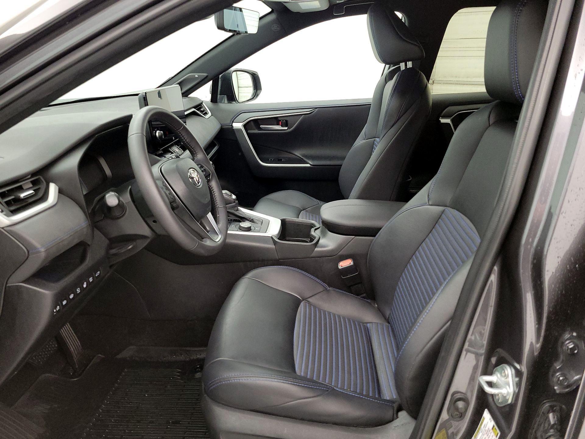 Thumbnail: 2023 Toyota RAV4 - 11