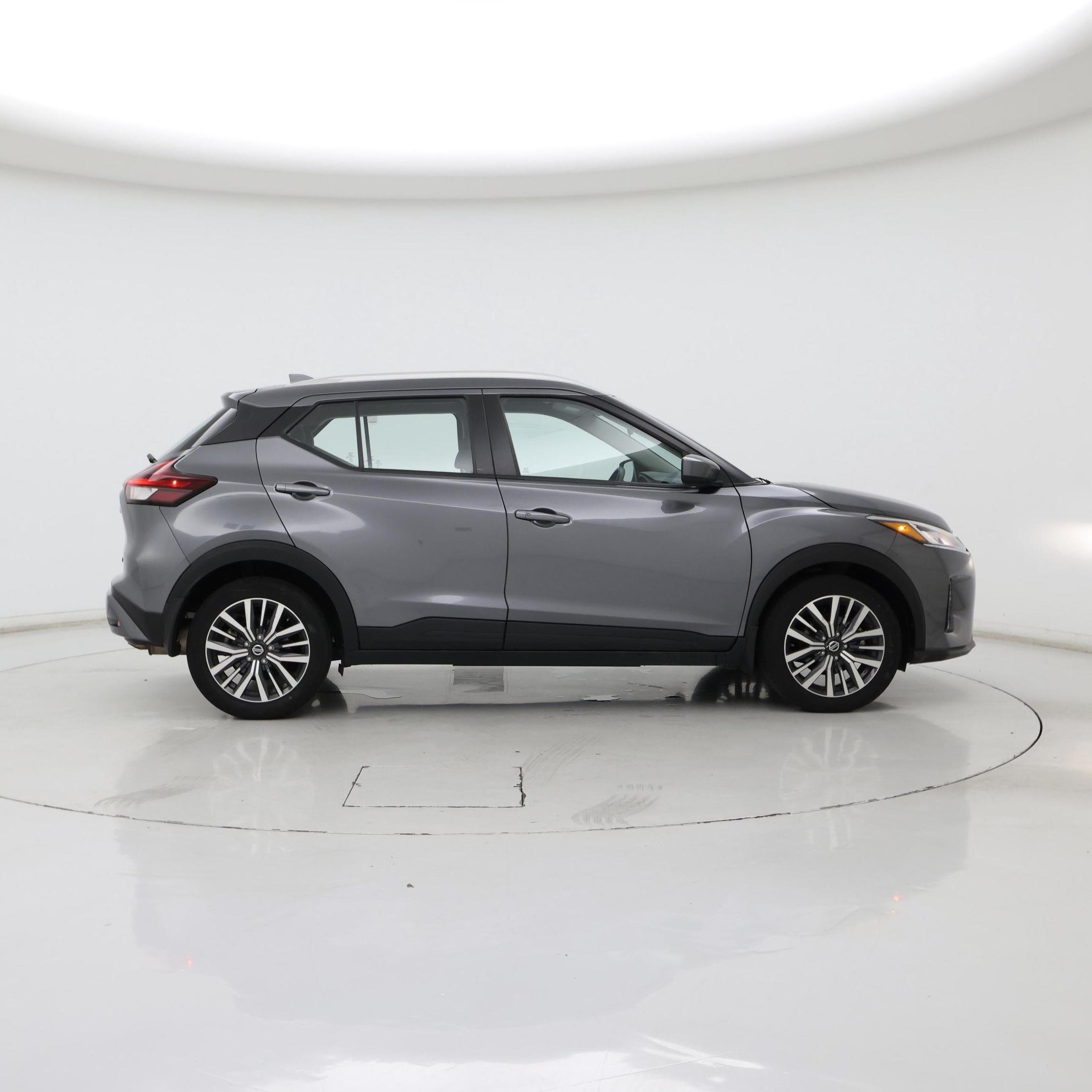 Thumbnail: 2021 Nissan Kicks - 7