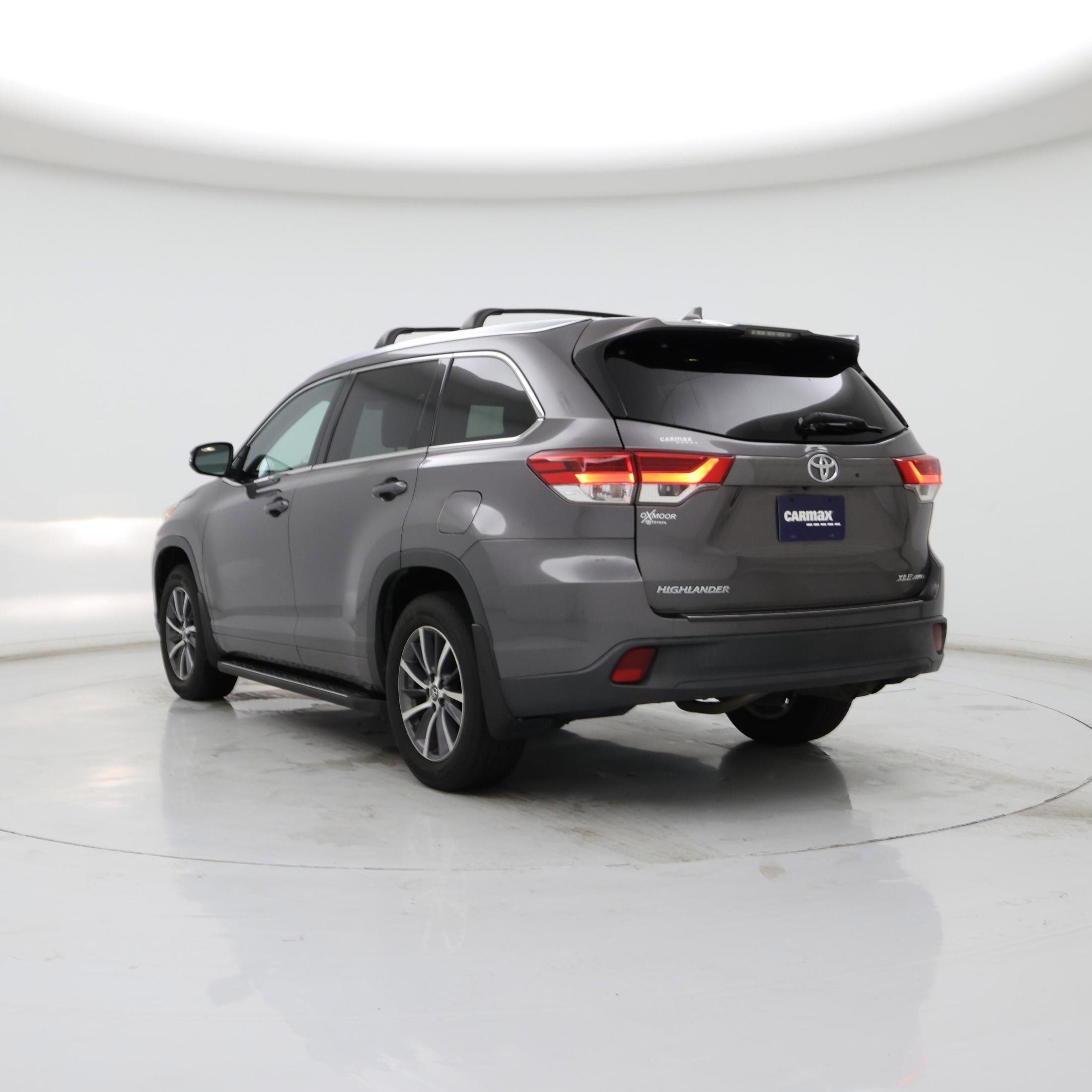Thumbnail: 2018 Toyota Highlander - 2