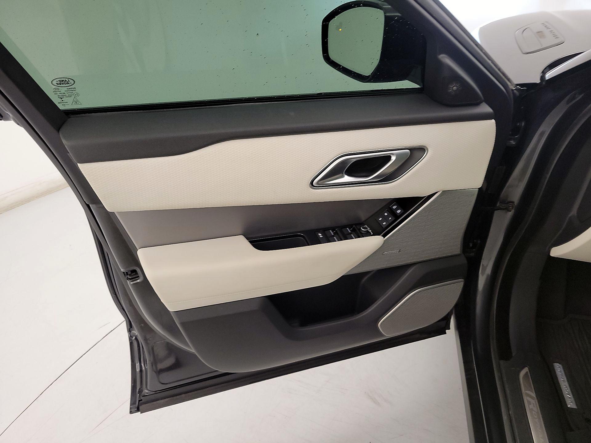 Thumbnail: 2023 Land Rover Range Rover Velar - 12