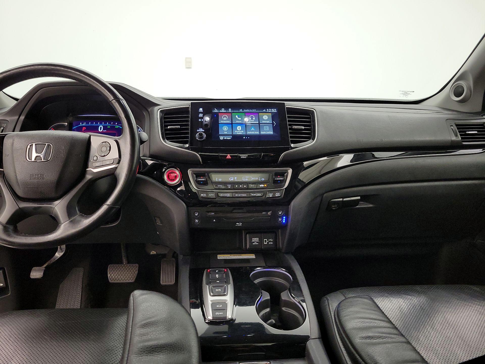 Thumbnail: 2019 Honda Pilot - 9