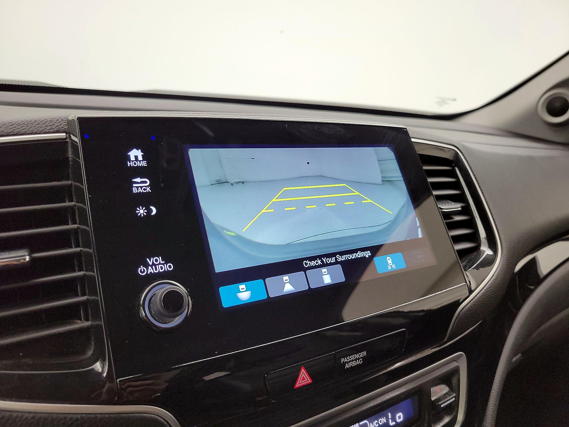 Thumbnail: 2019 Honda Pilot - 14