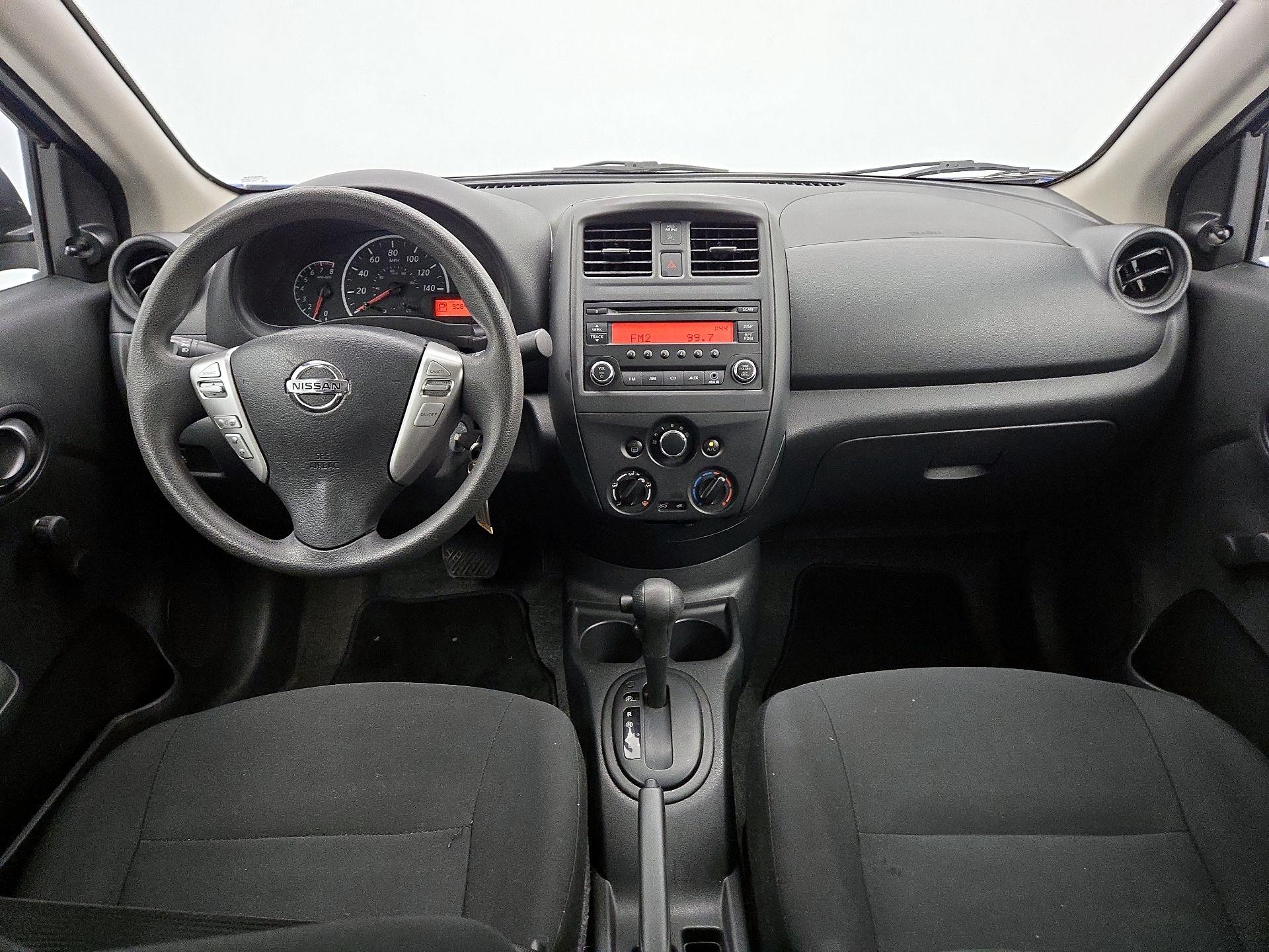 Thumbnail: 2015 Nissan Versa - 9