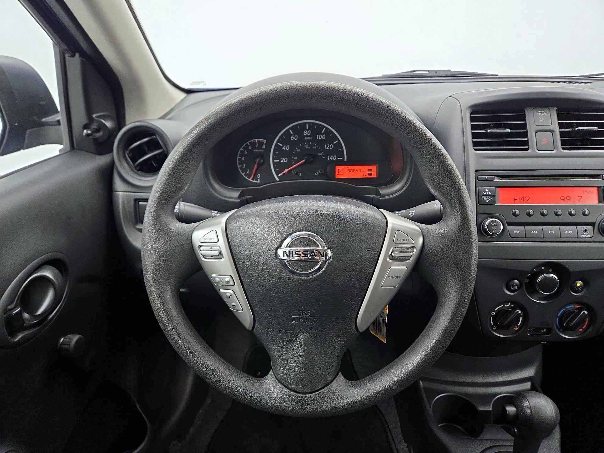 Thumbnail: 2015 Nissan Versa - 10