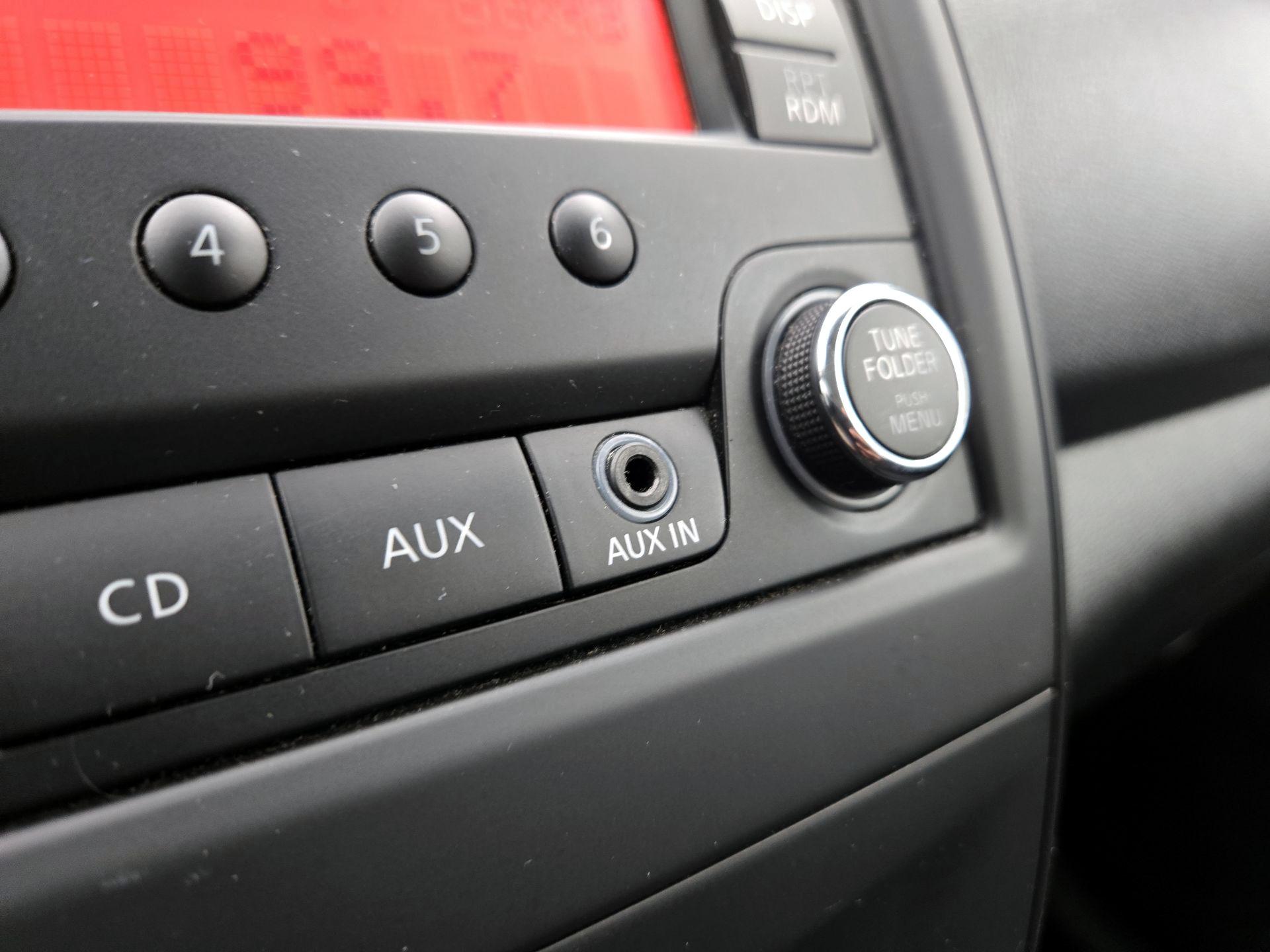 Thumbnail: 2015 Nissan Versa - 17