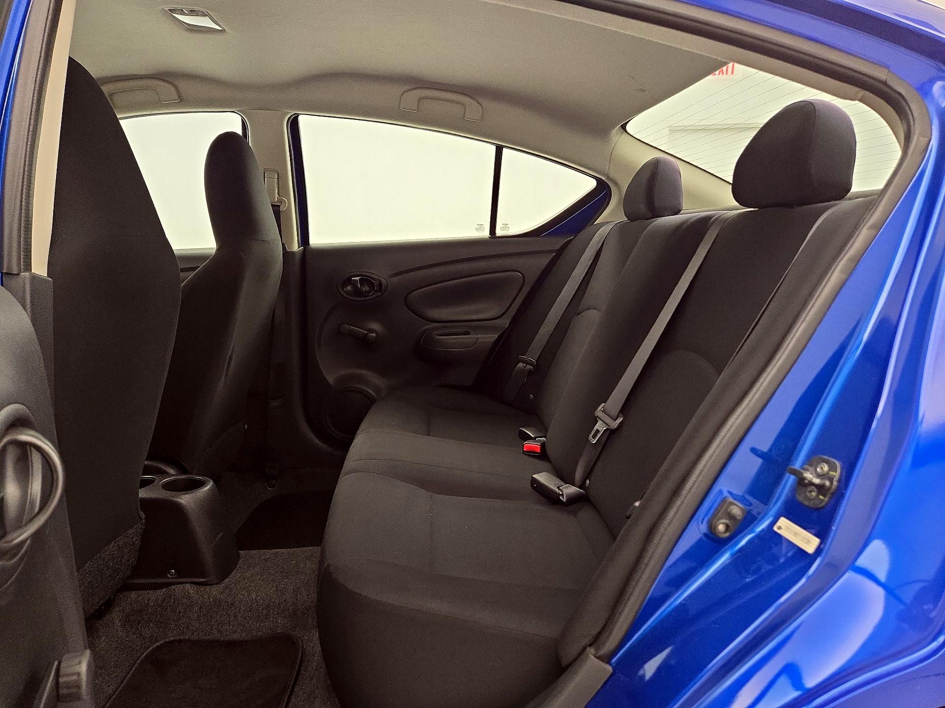 Thumbnail: 2015 Nissan Versa - 18