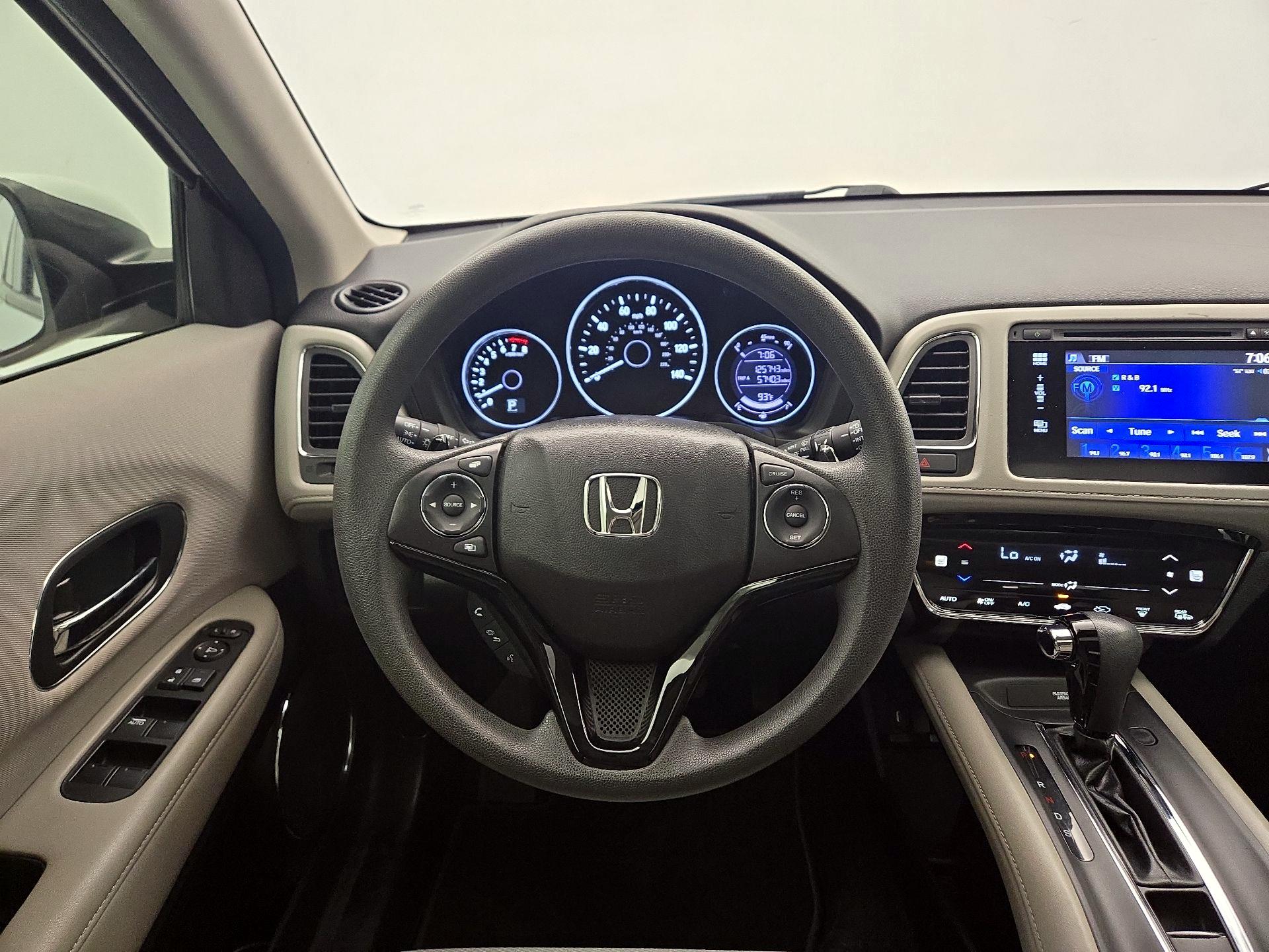 Thumbnail: 2018 Honda HR-V - 10