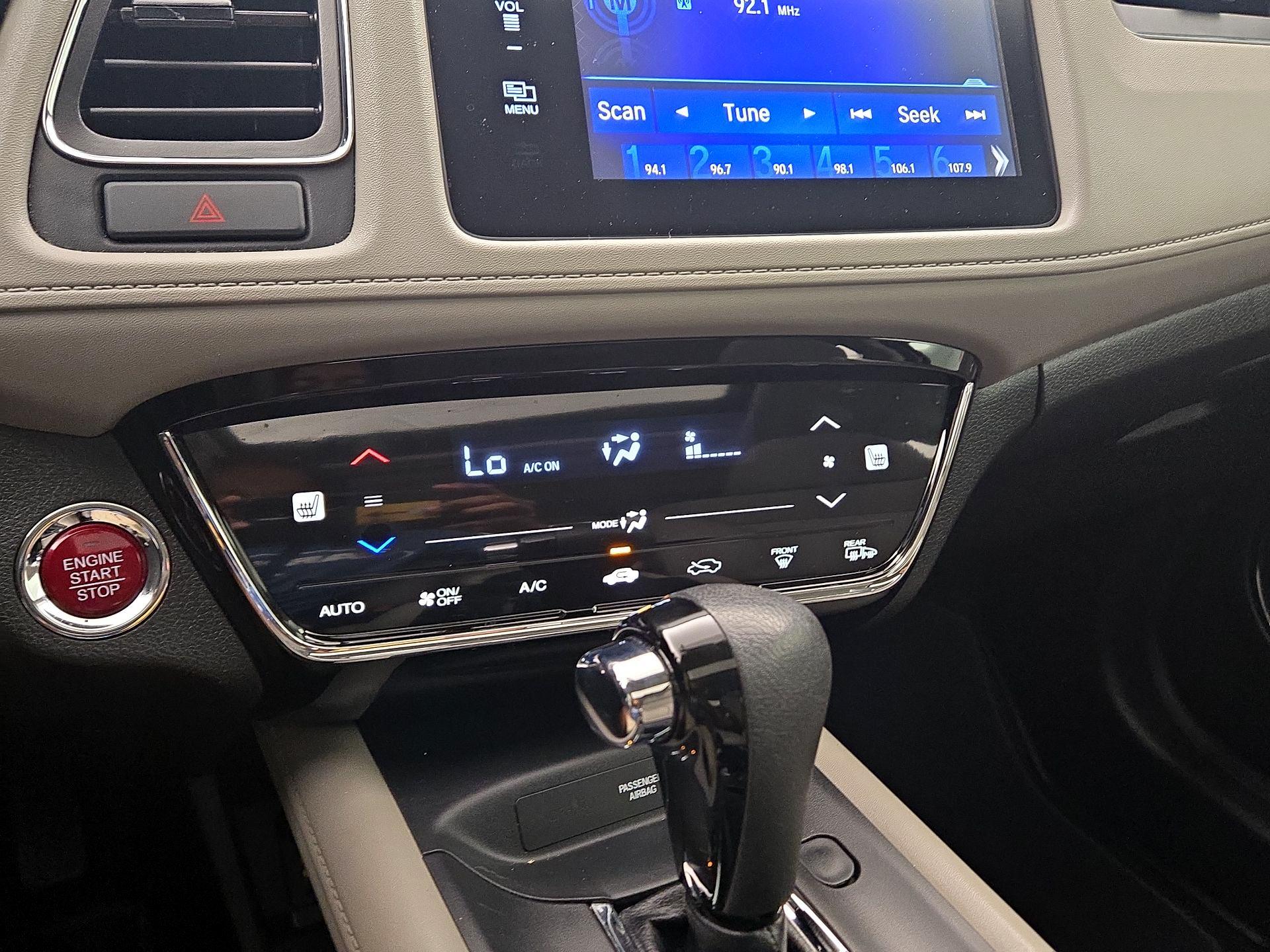Thumbnail: 2018 Honda HR-V - 16