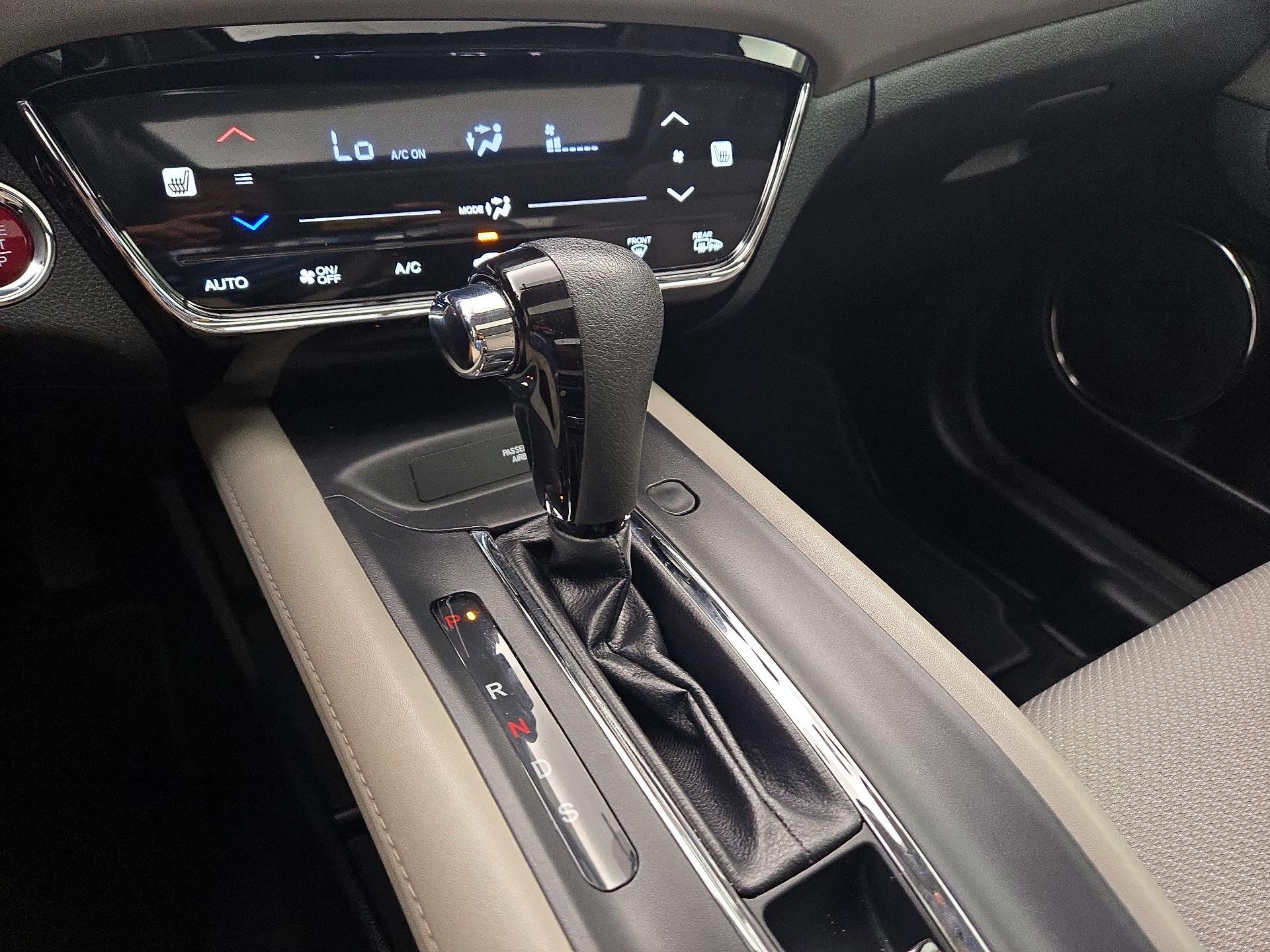Thumbnail: 2018 Honda HR-V - 17
