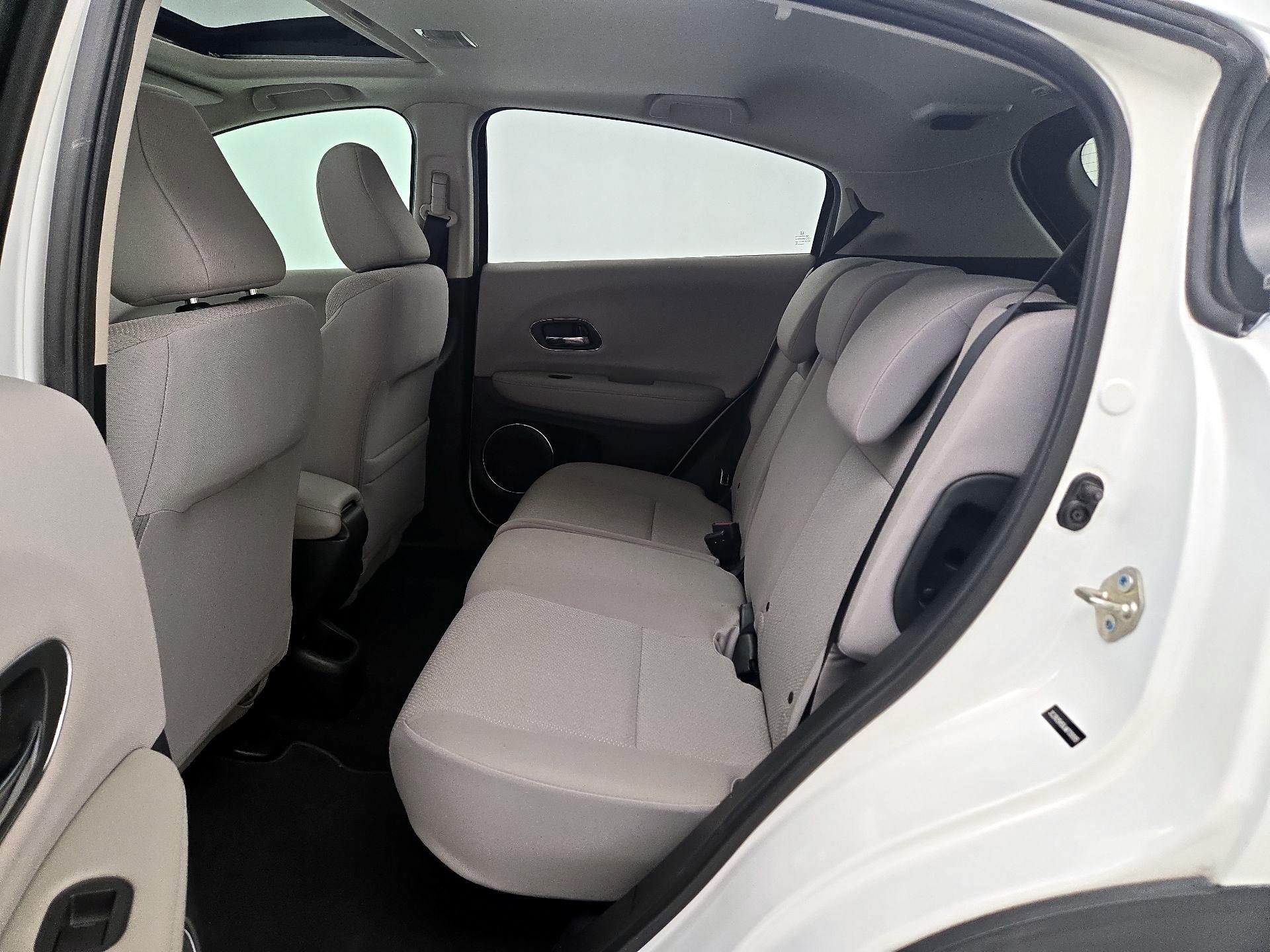 Thumbnail: 2018 Honda HR-V - 20