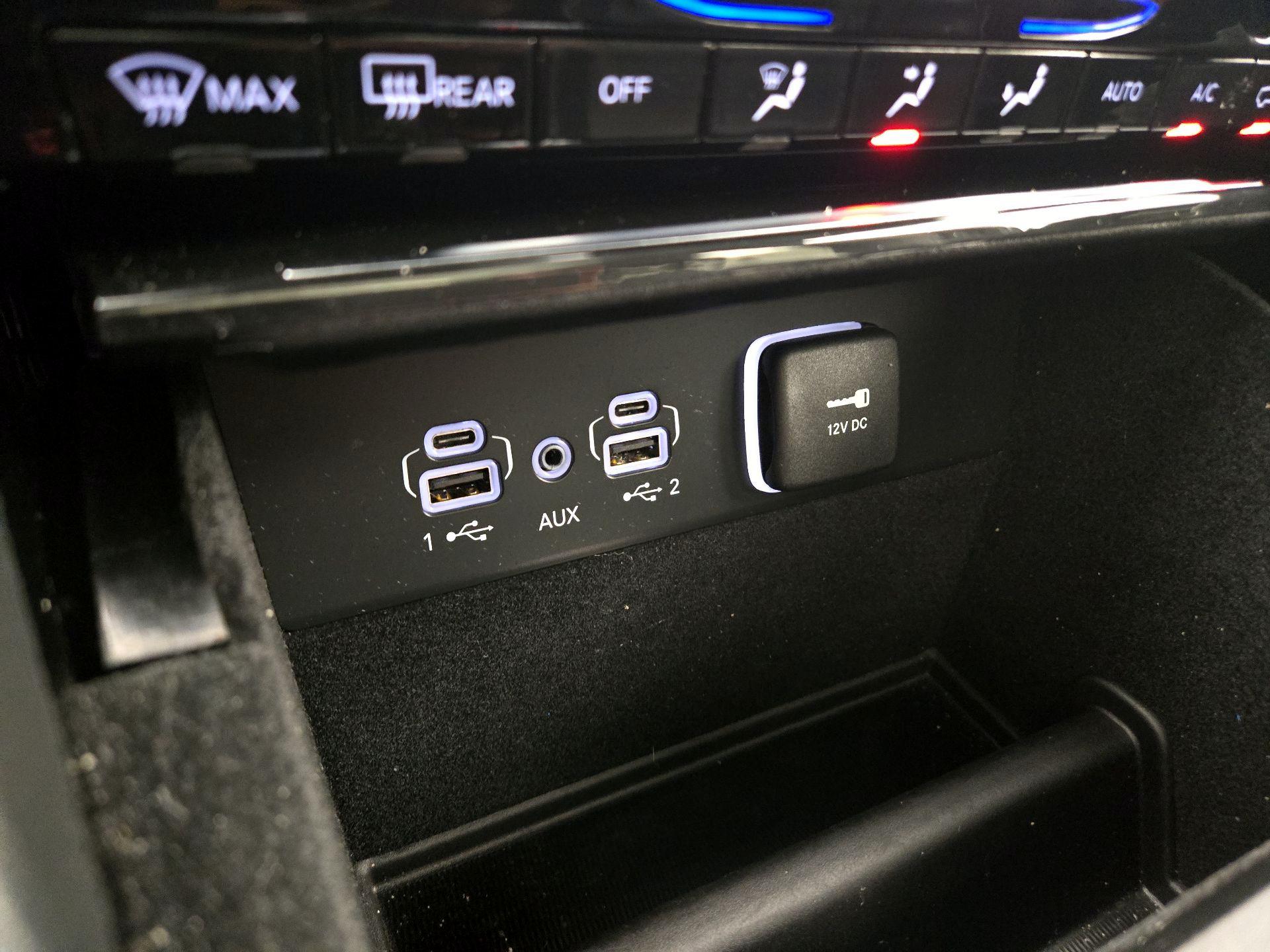 Thumbnail: 2022 Jeep Grand Cherokee L - 18